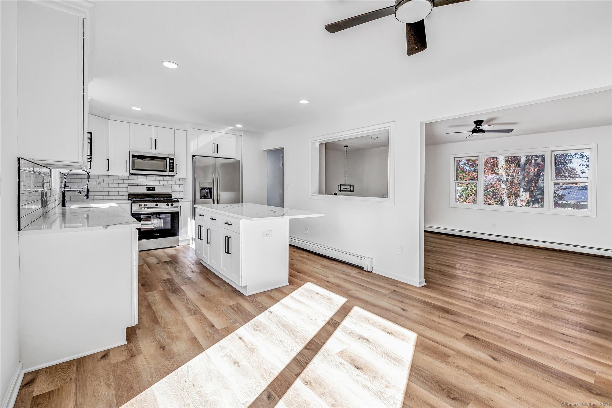 25 Los Angeles Avenue