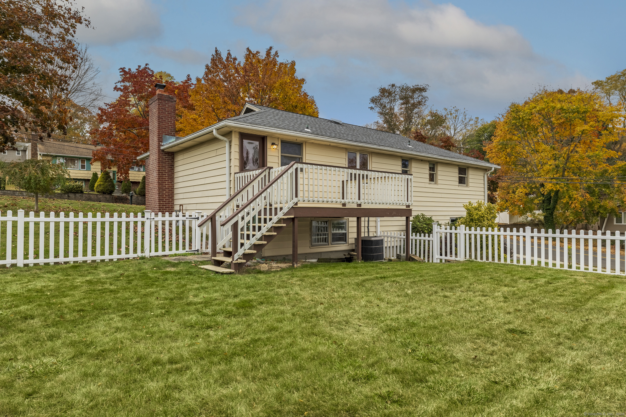 20 Fairchild Road