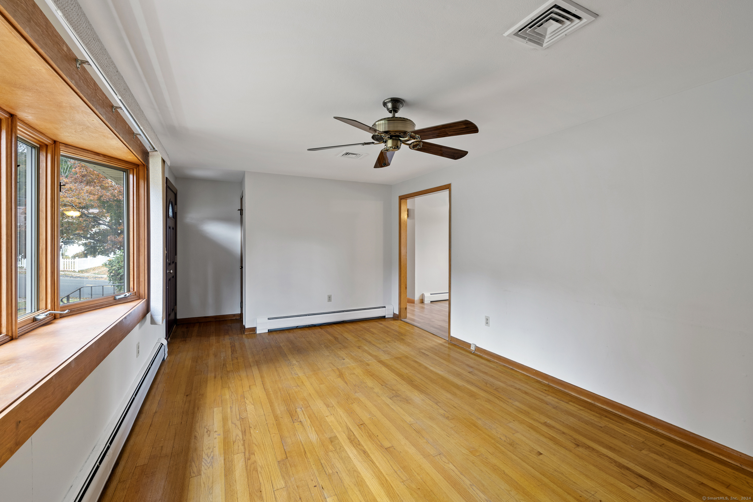20 Fairchild Road