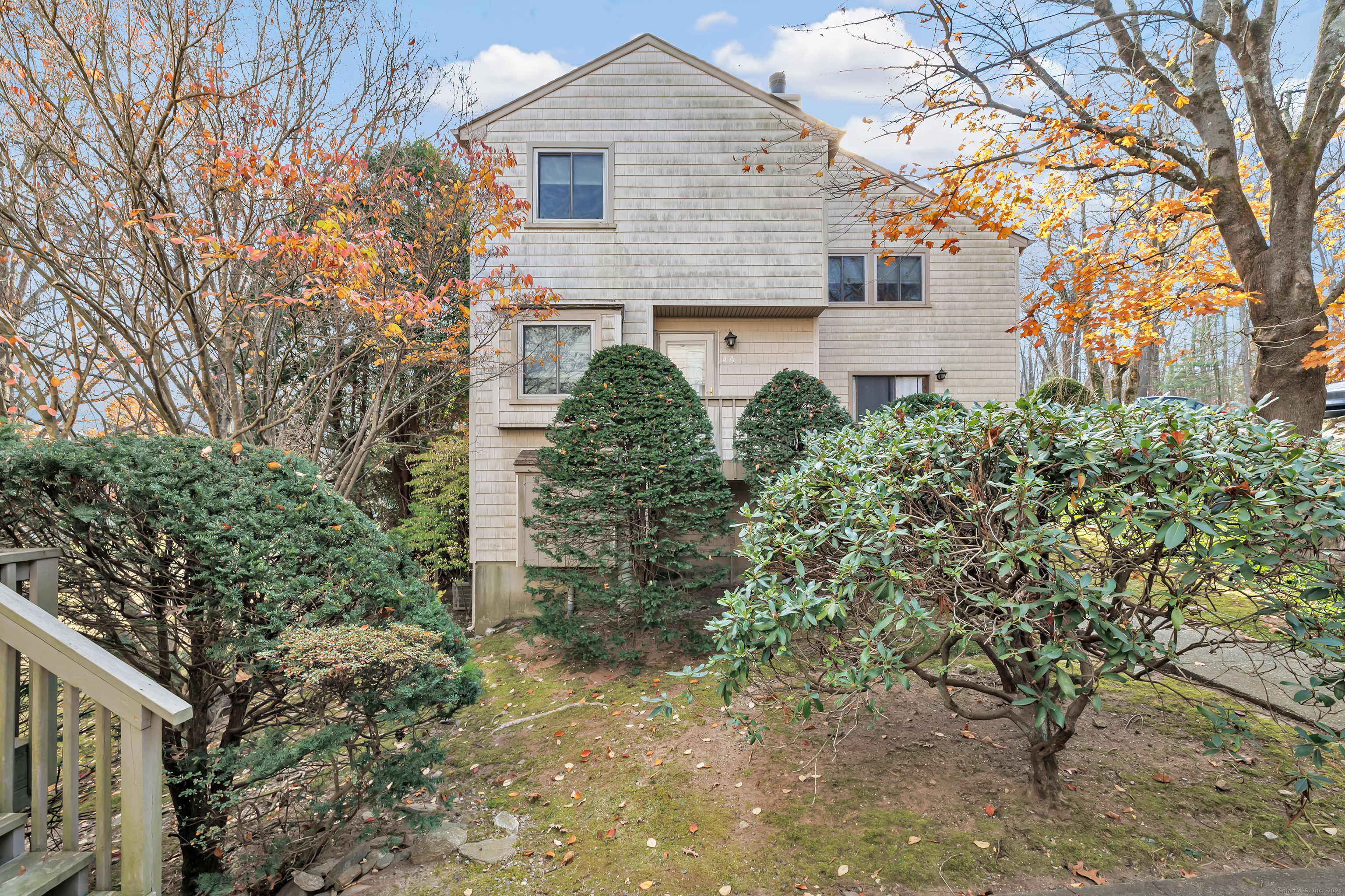 4 Meeting House Road A