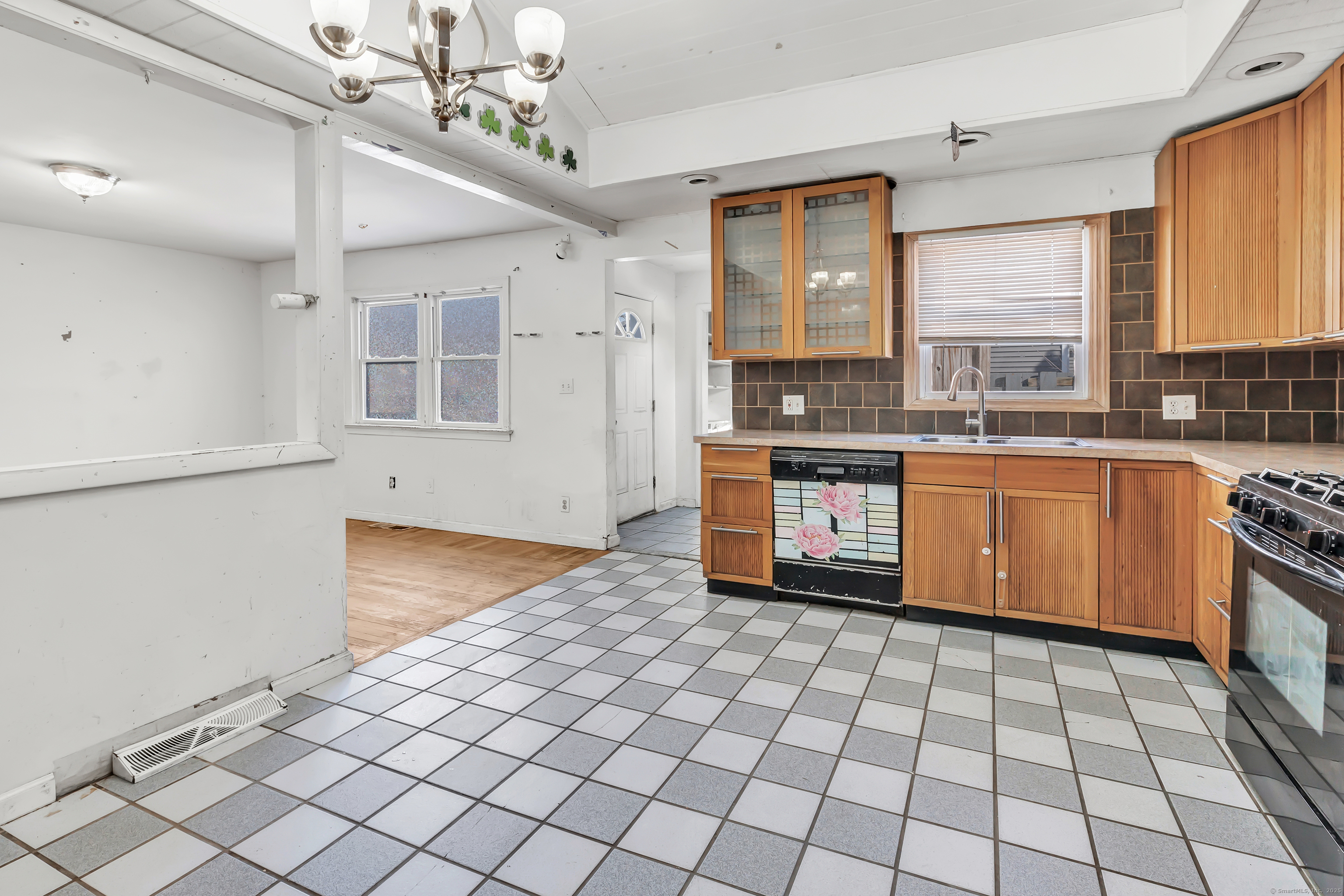 1793 Litchfield Turnpike