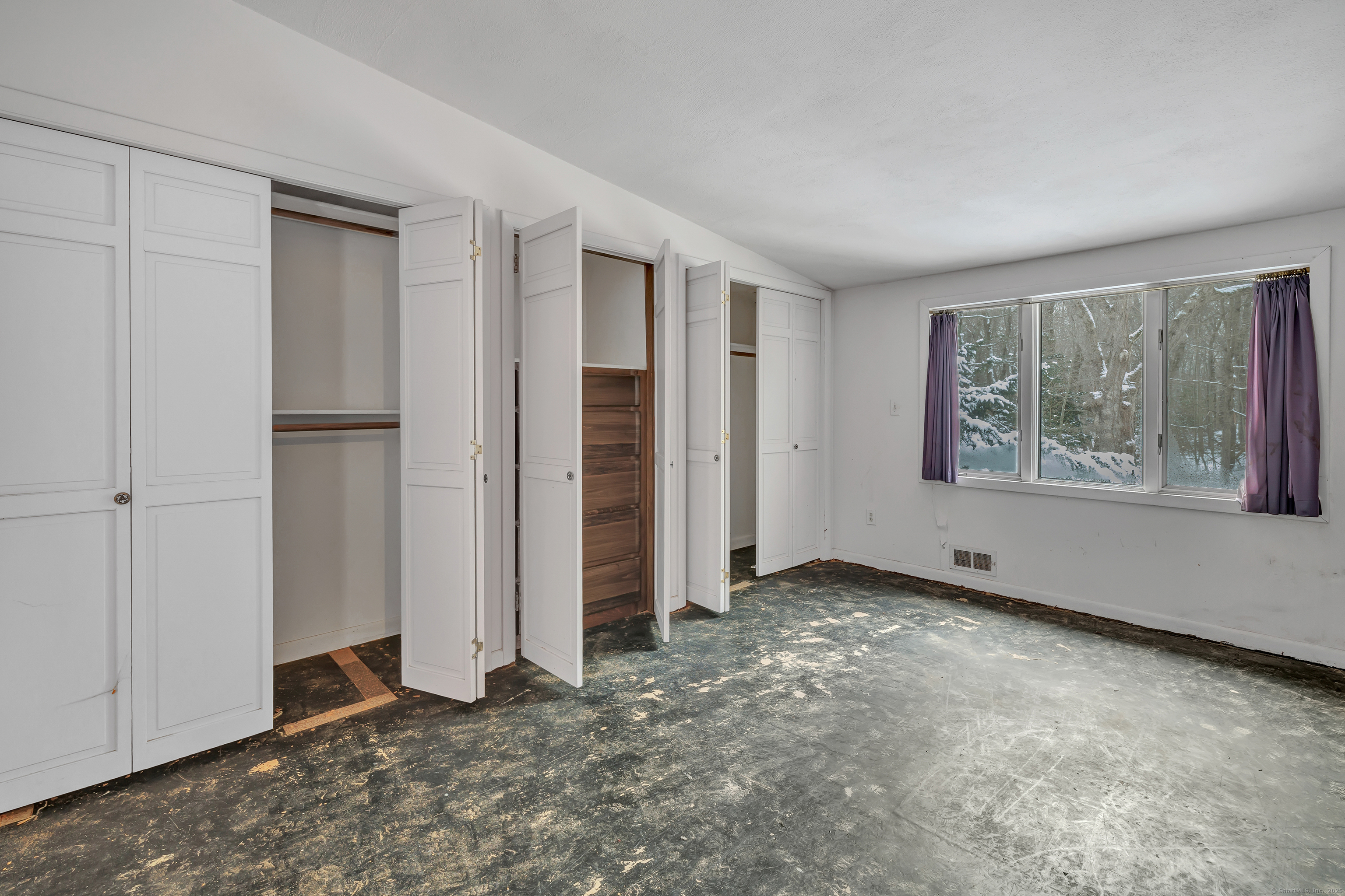 884 Grassy Hill Road