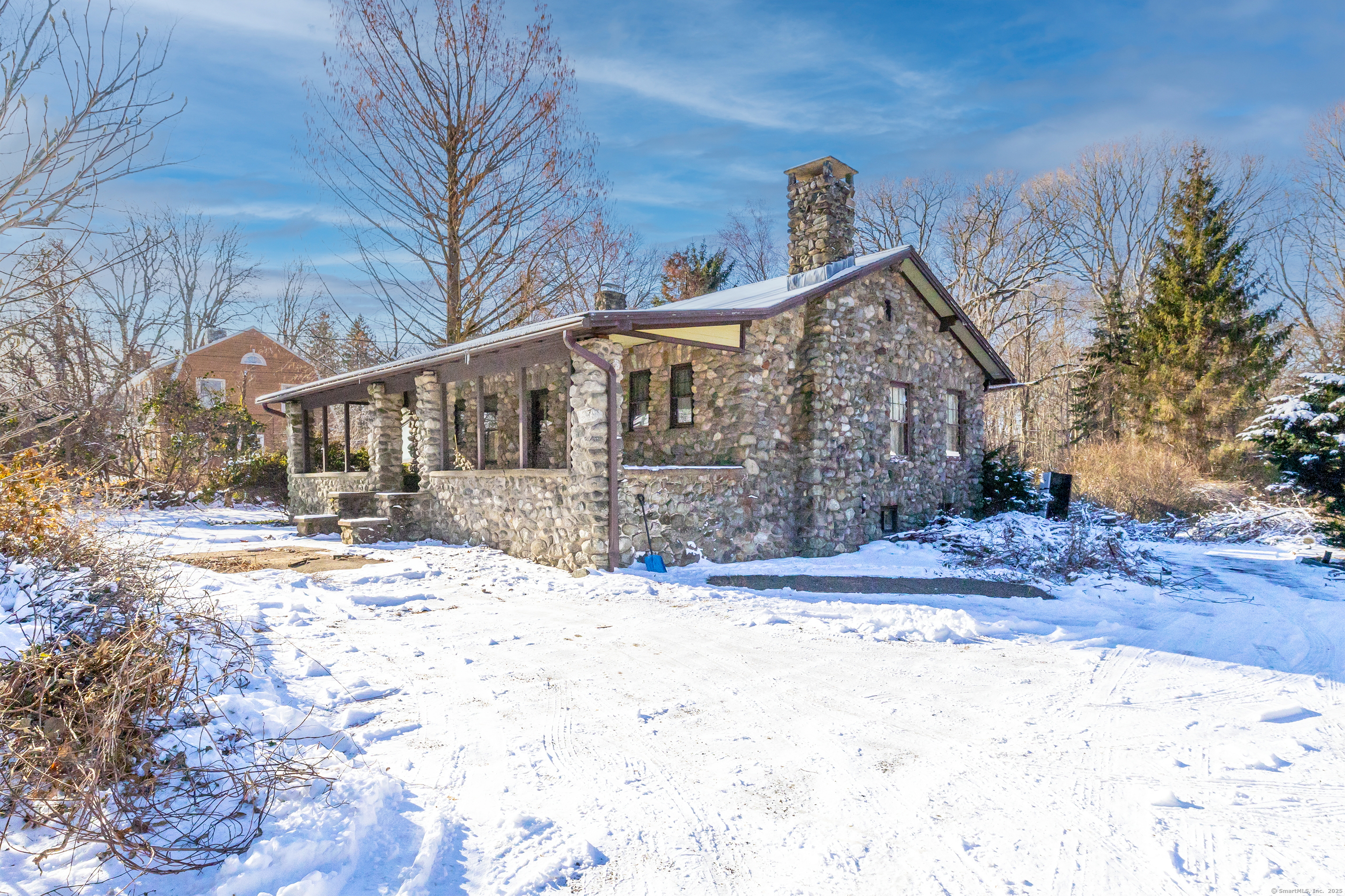 884 Grassy Hill Road
