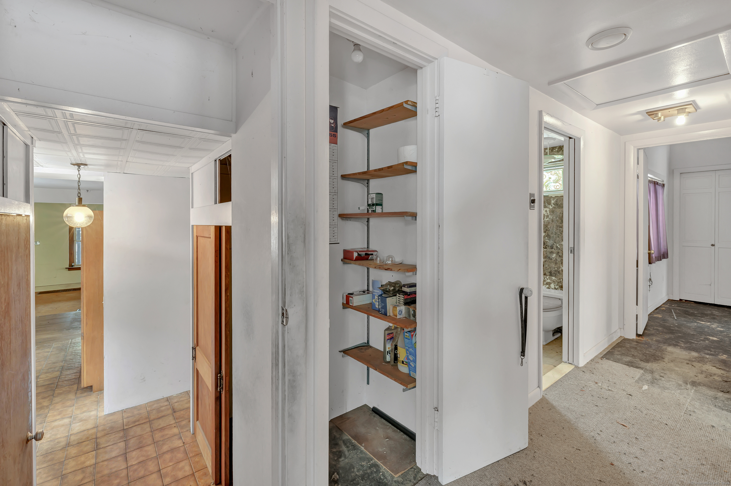 884 Grassy Hill Road