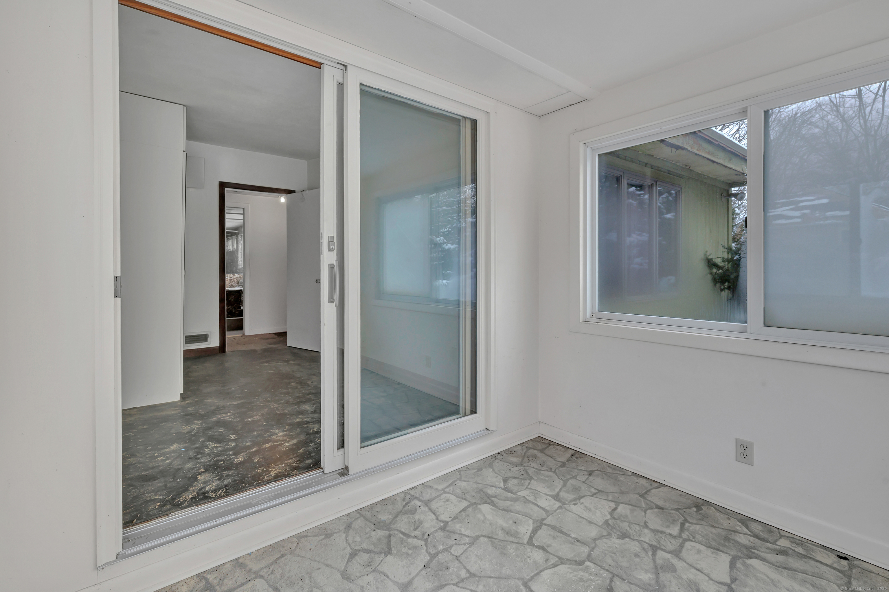 884 Grassy Hill Road