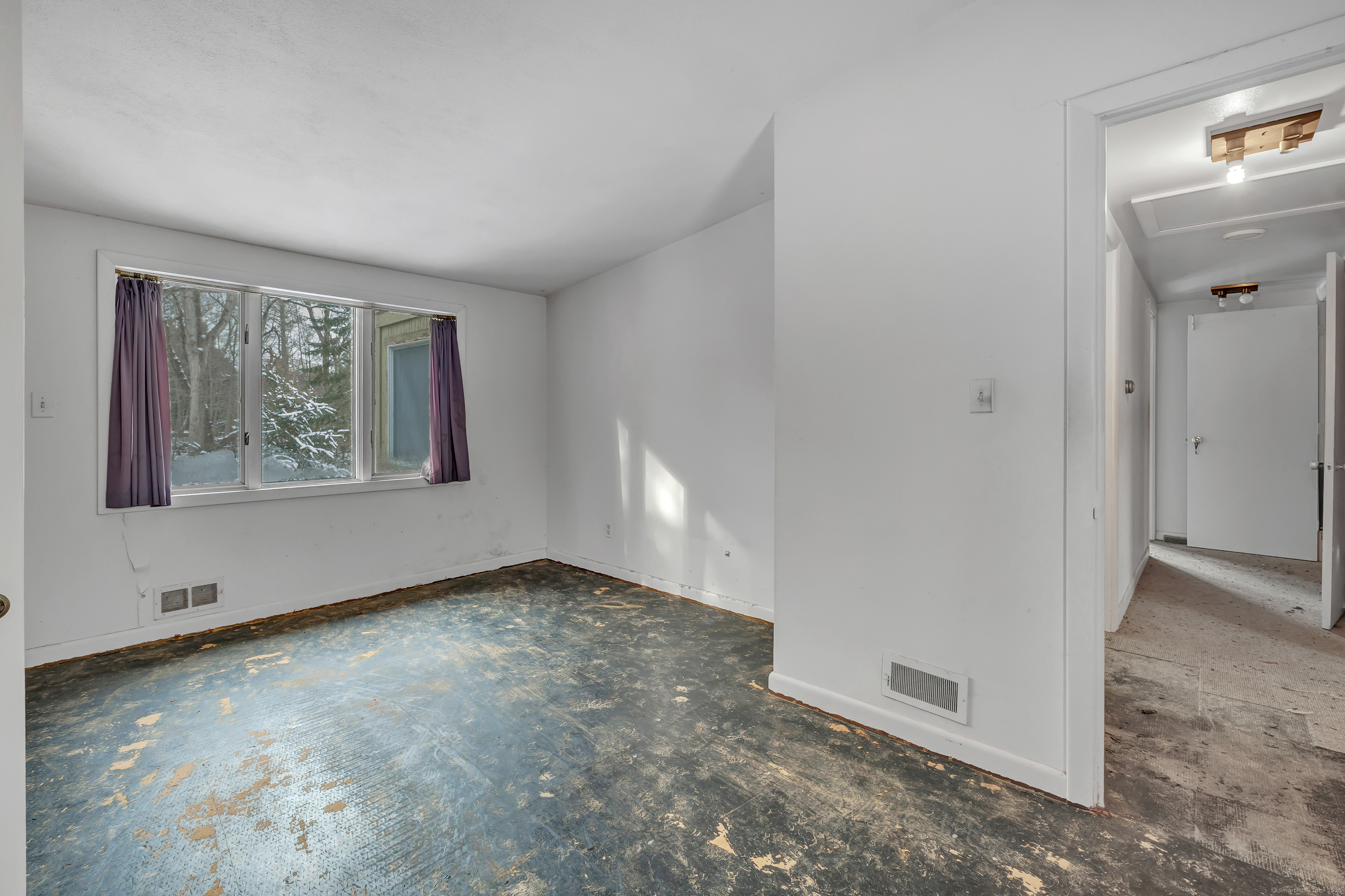 884 Grassy Hill Road