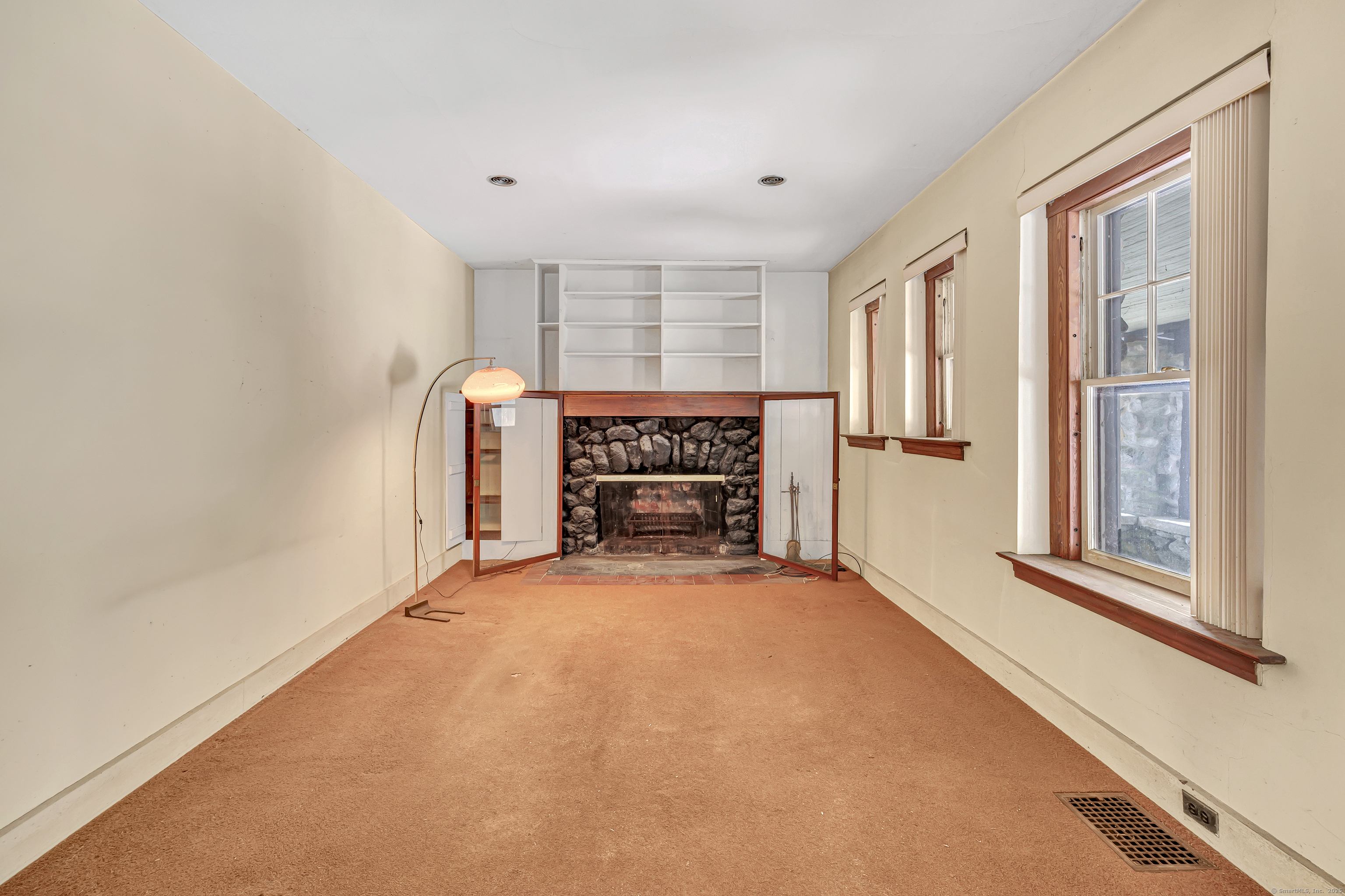 884 Grassy Hill Road