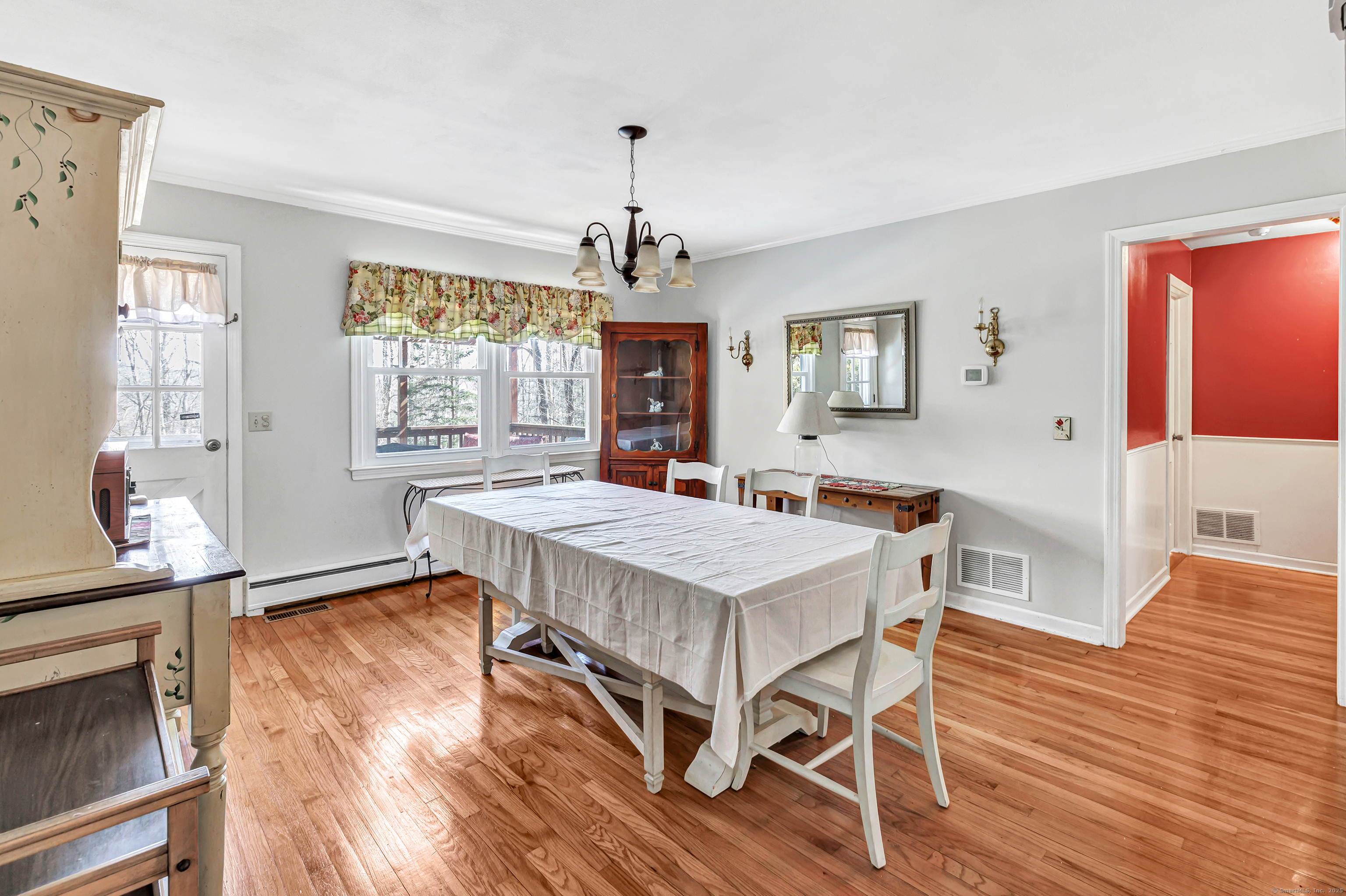 18 Windy Acres Drive
