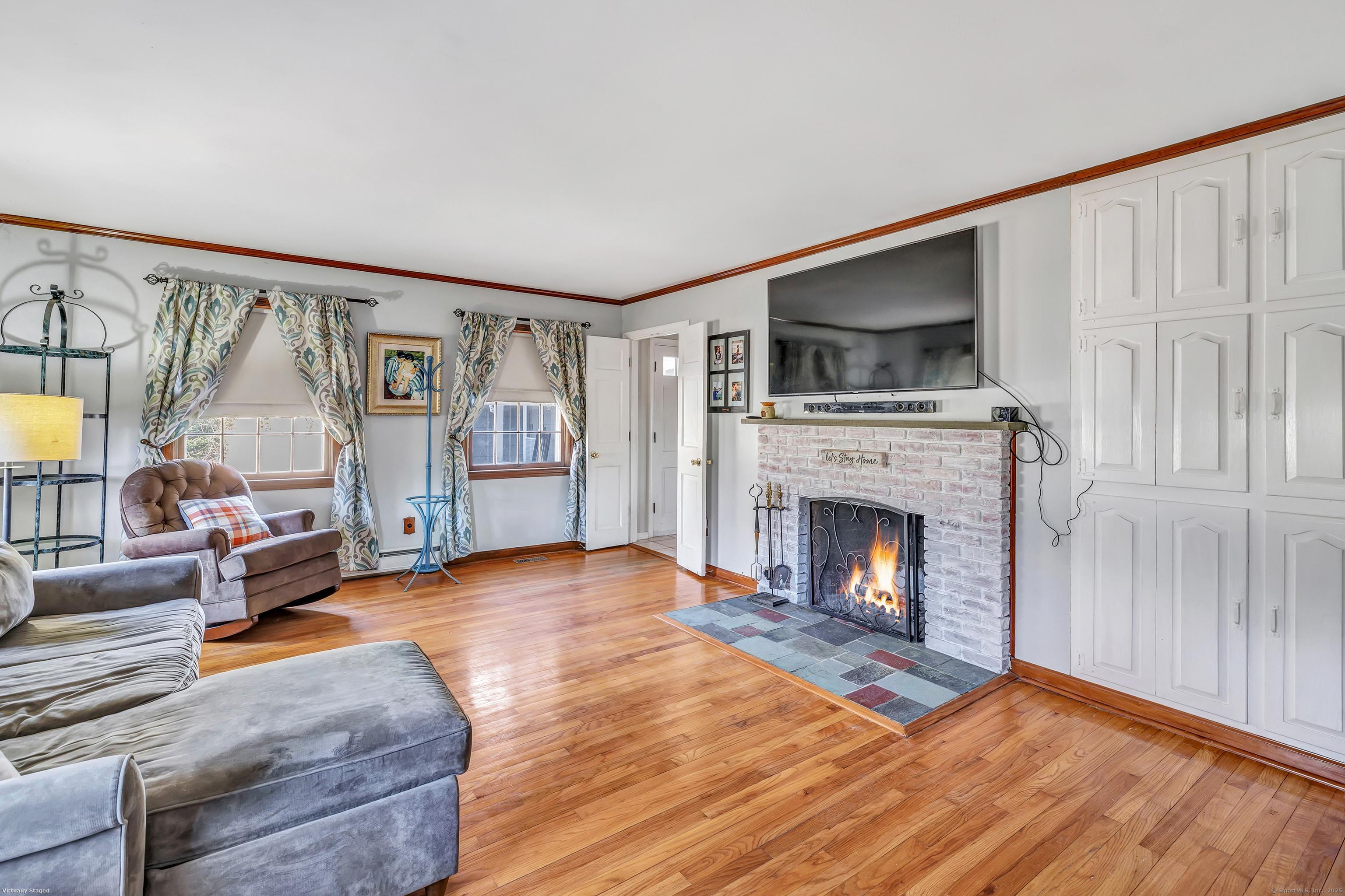 18 Windy Acres Drive