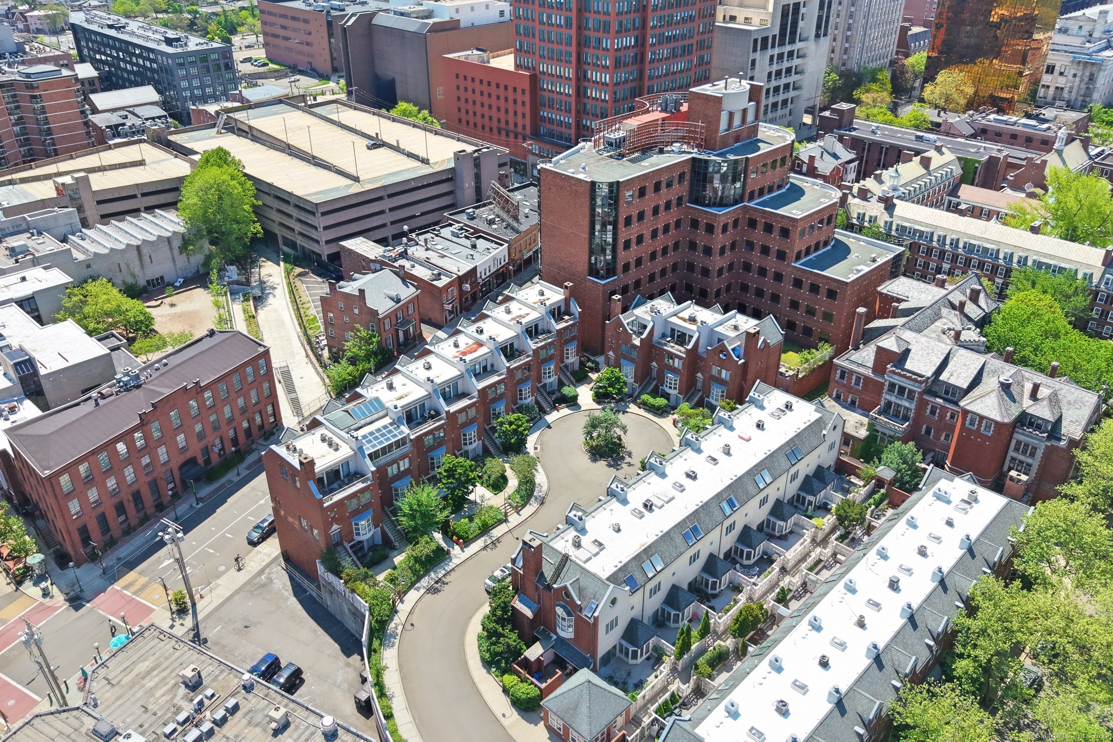 42 Temple Court 42