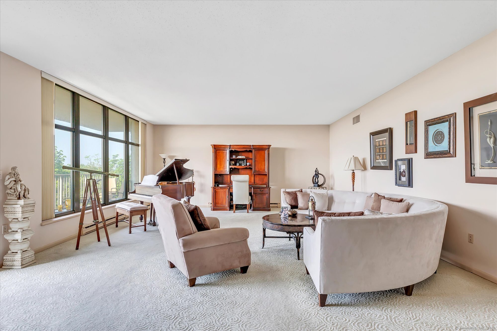 3200 Park Avenue 6F1