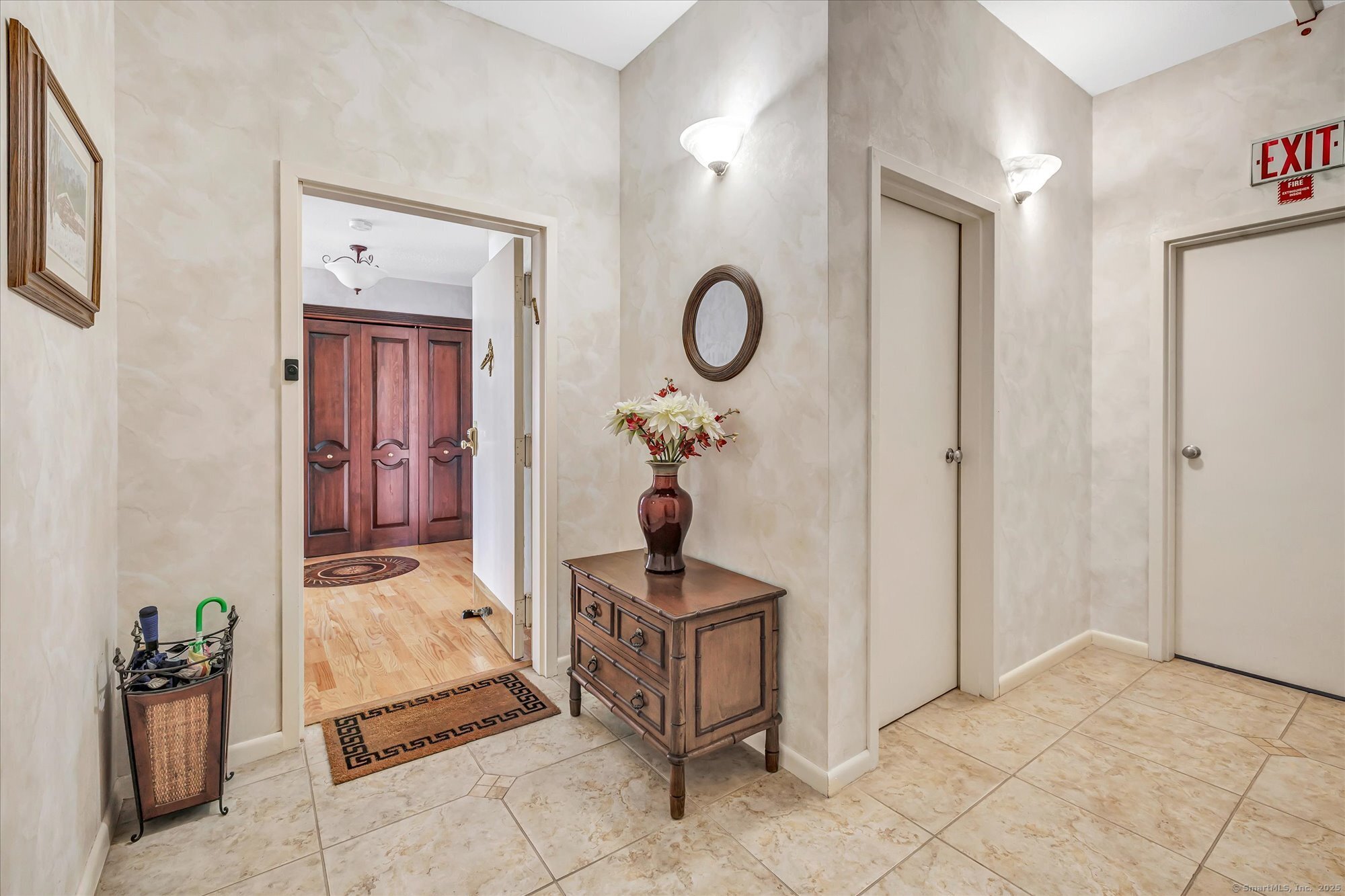 3200 Park Avenue 6F1