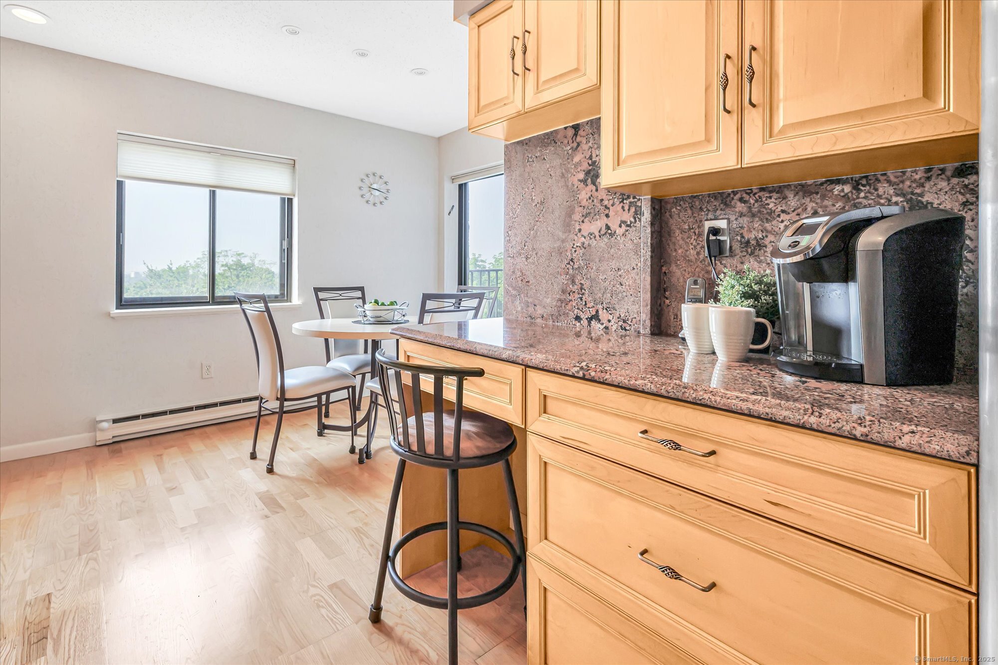 3200 Park Avenue 6F1