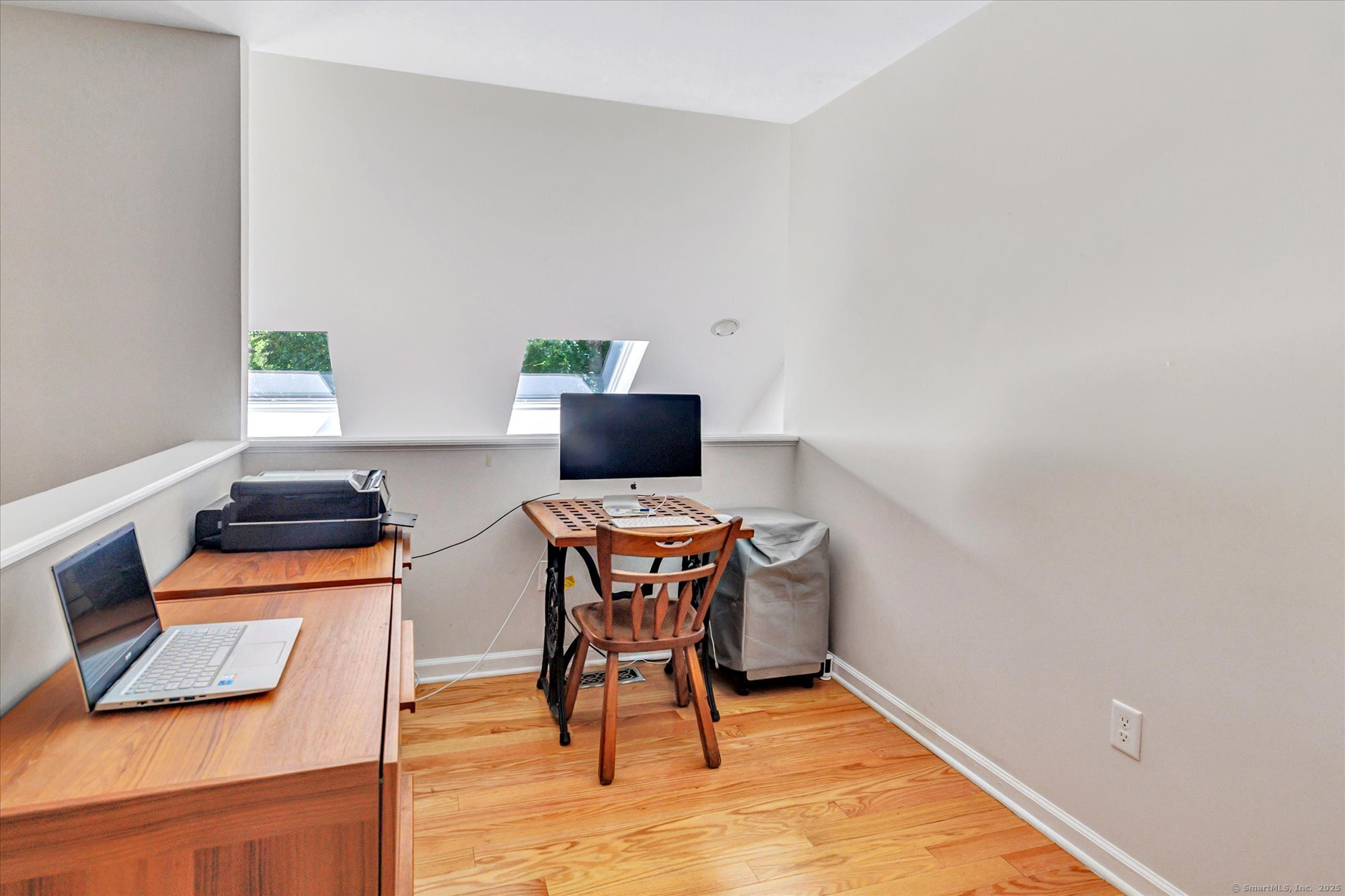 16 Juniper Circle 16