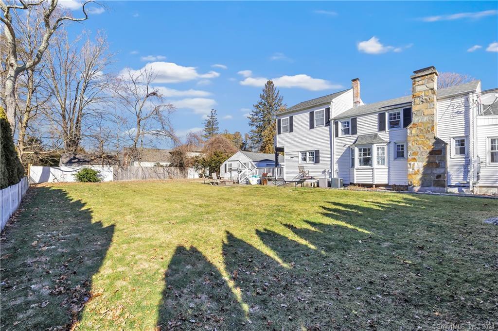 12 Sunset Avenue
