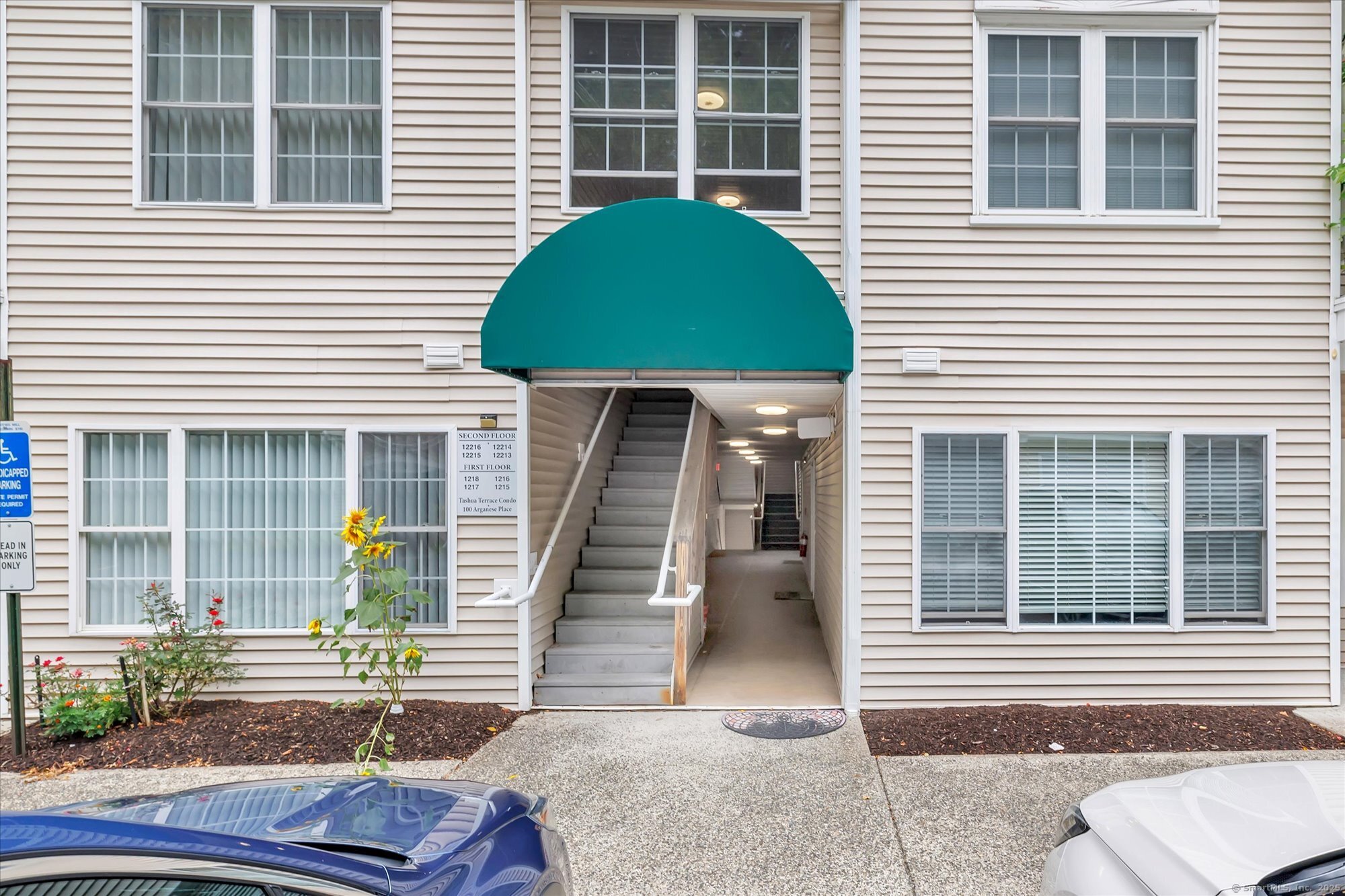 1215 Arganese Place 1215