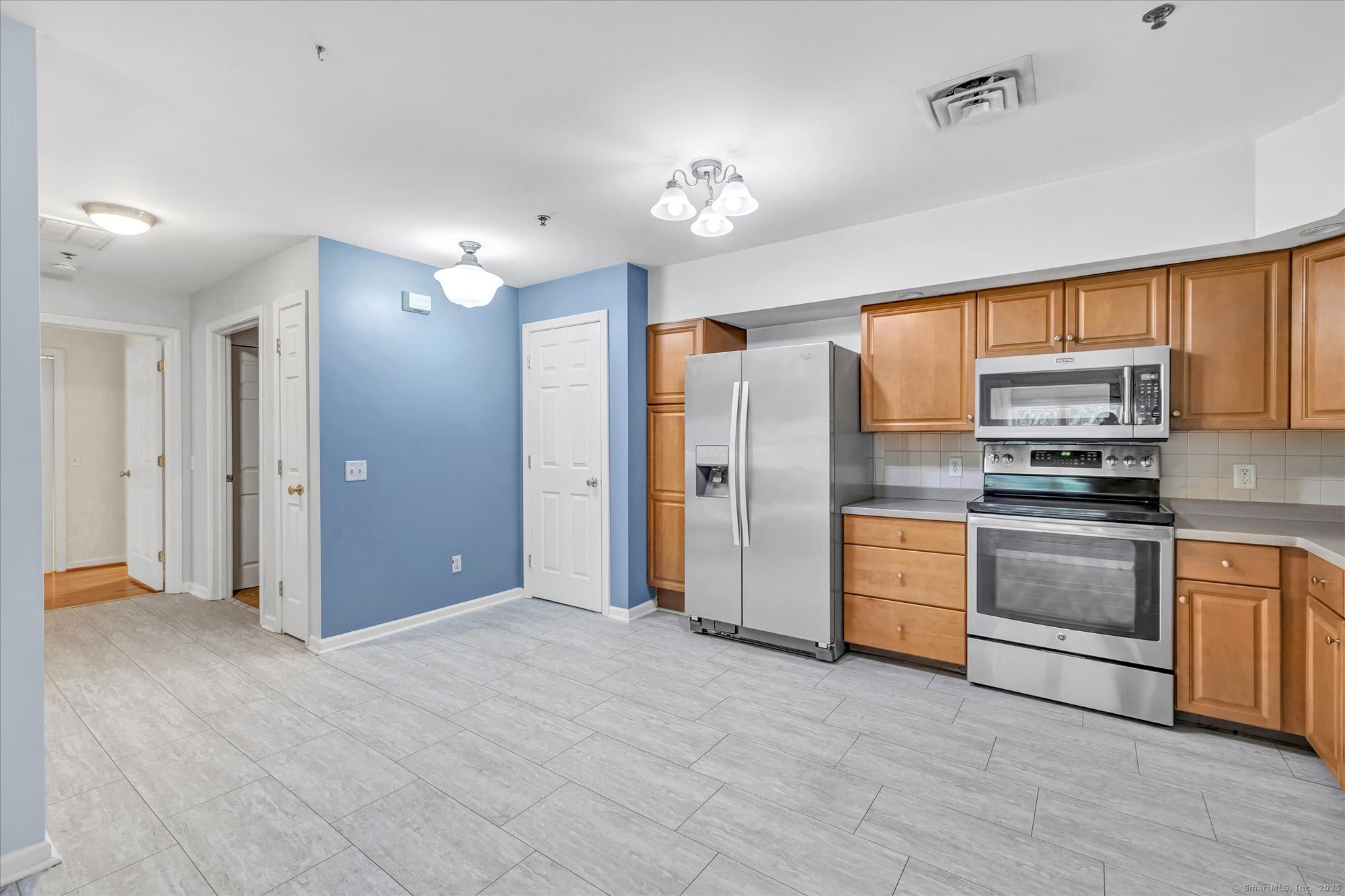 1215 Arganese Place 1215
