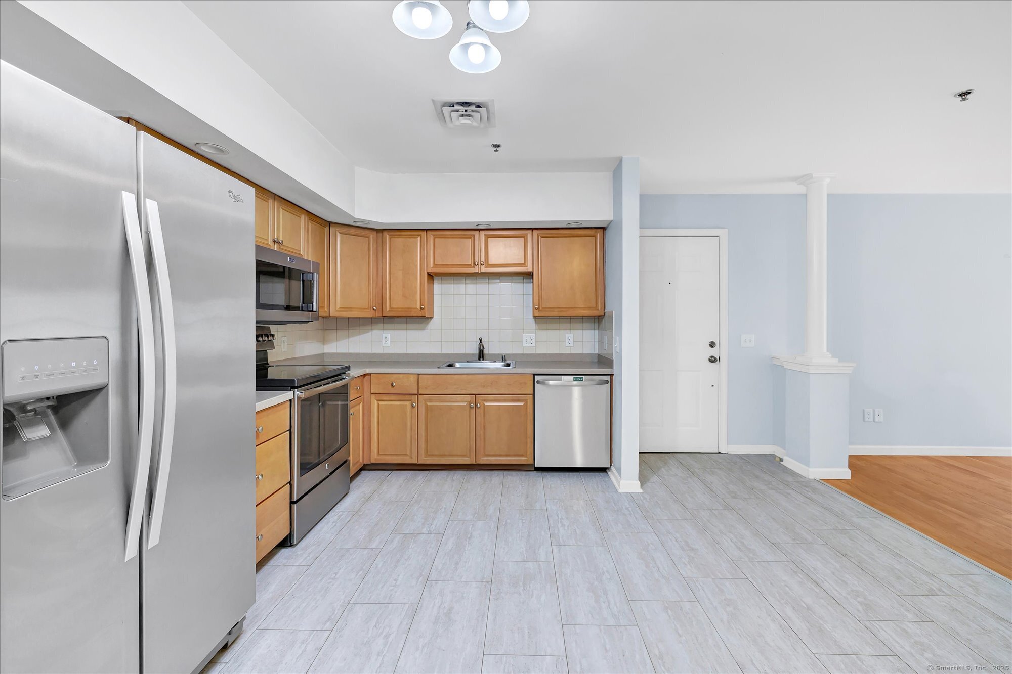 1215 Arganese Place 1215