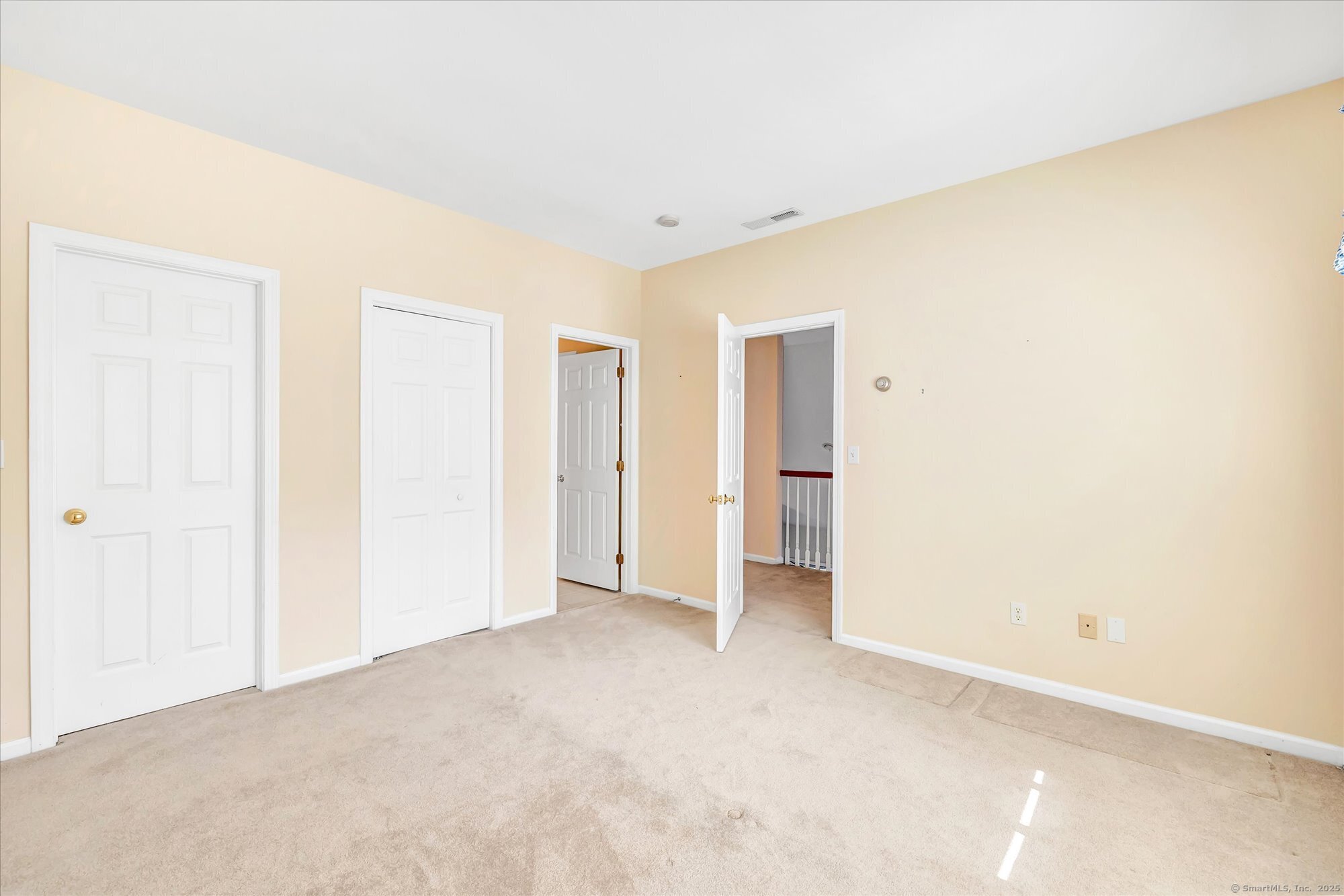 244 Summerfield Gardens 244