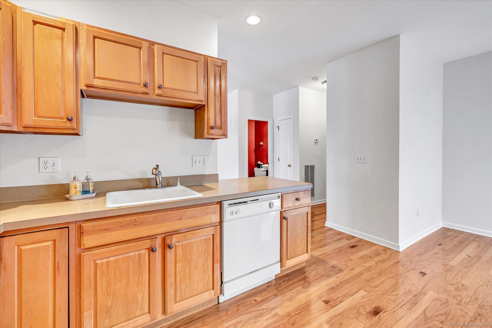 244 Summerfield Gardens 244