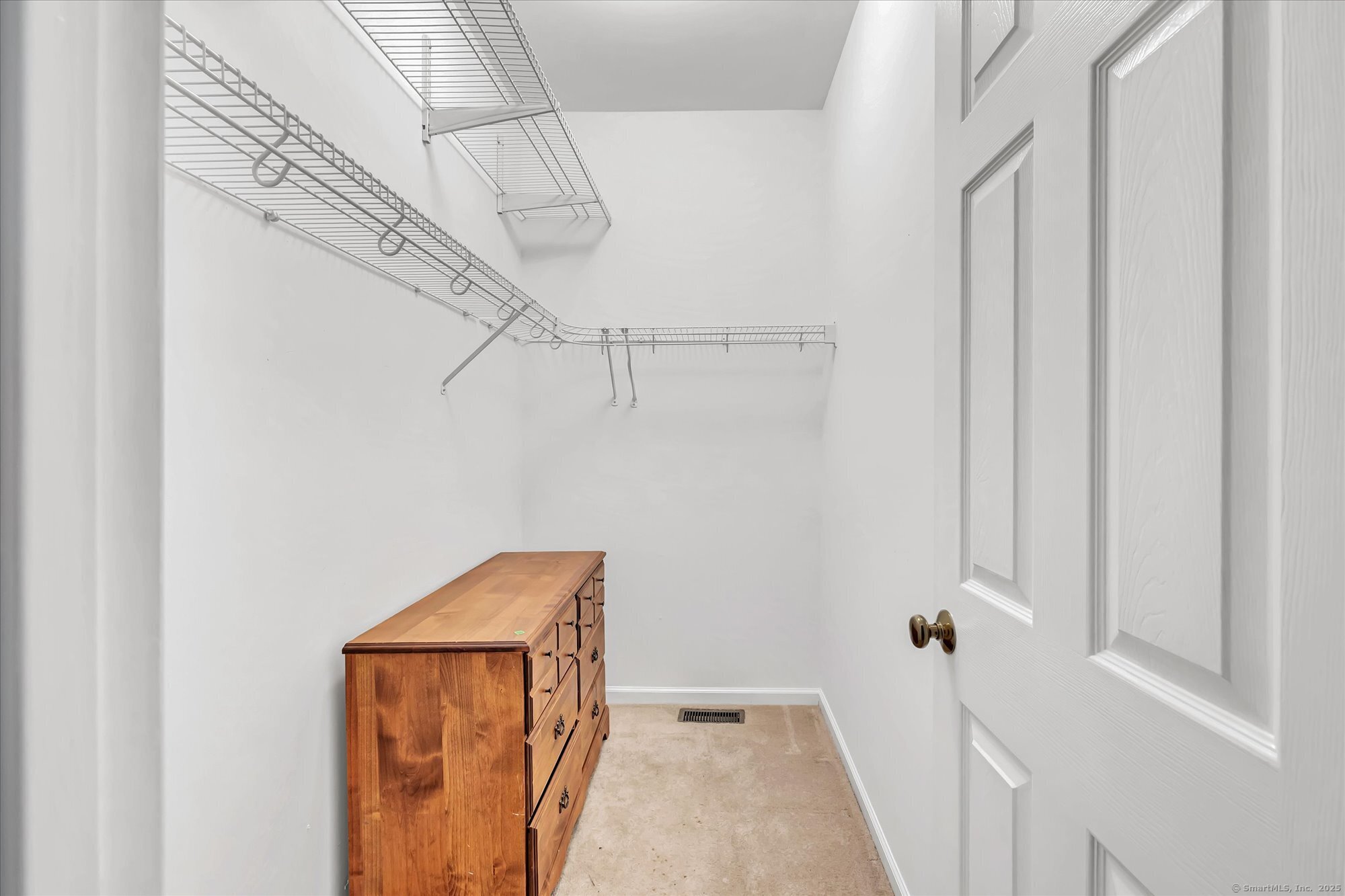 244 Summerfield Gardens 244