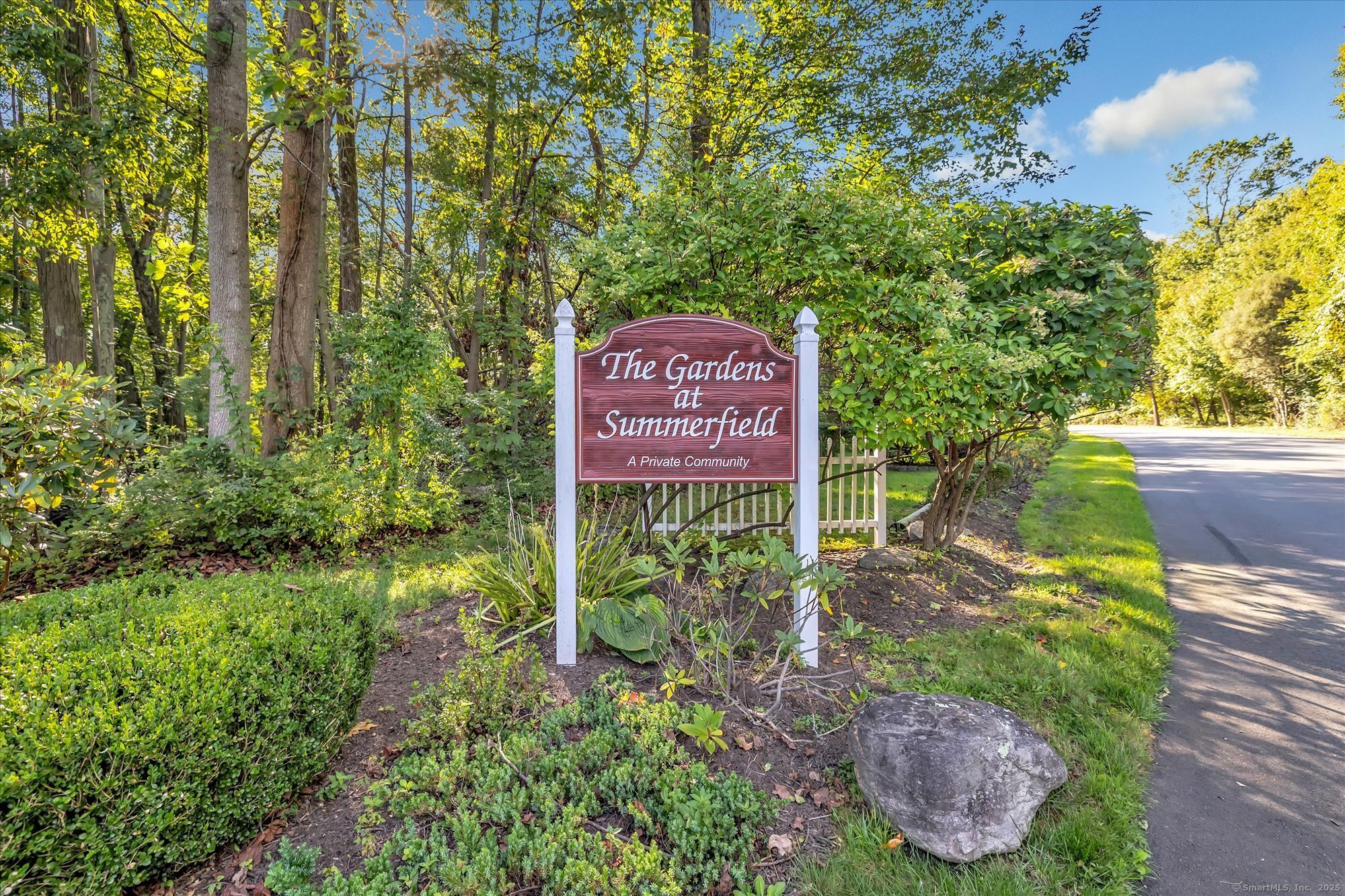 244 Summerfield Gardens 244