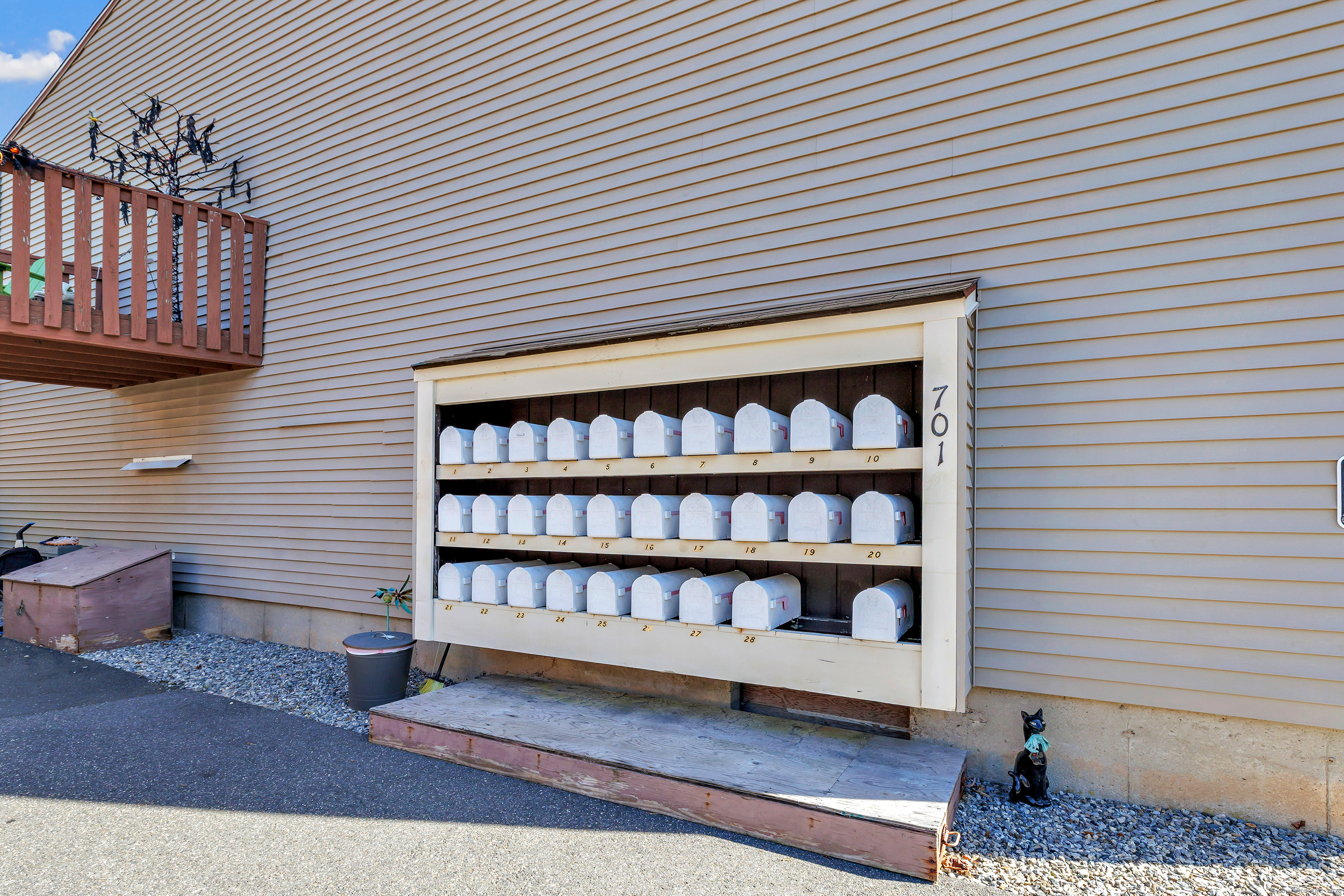 701 Beacon Valley Road APT 27