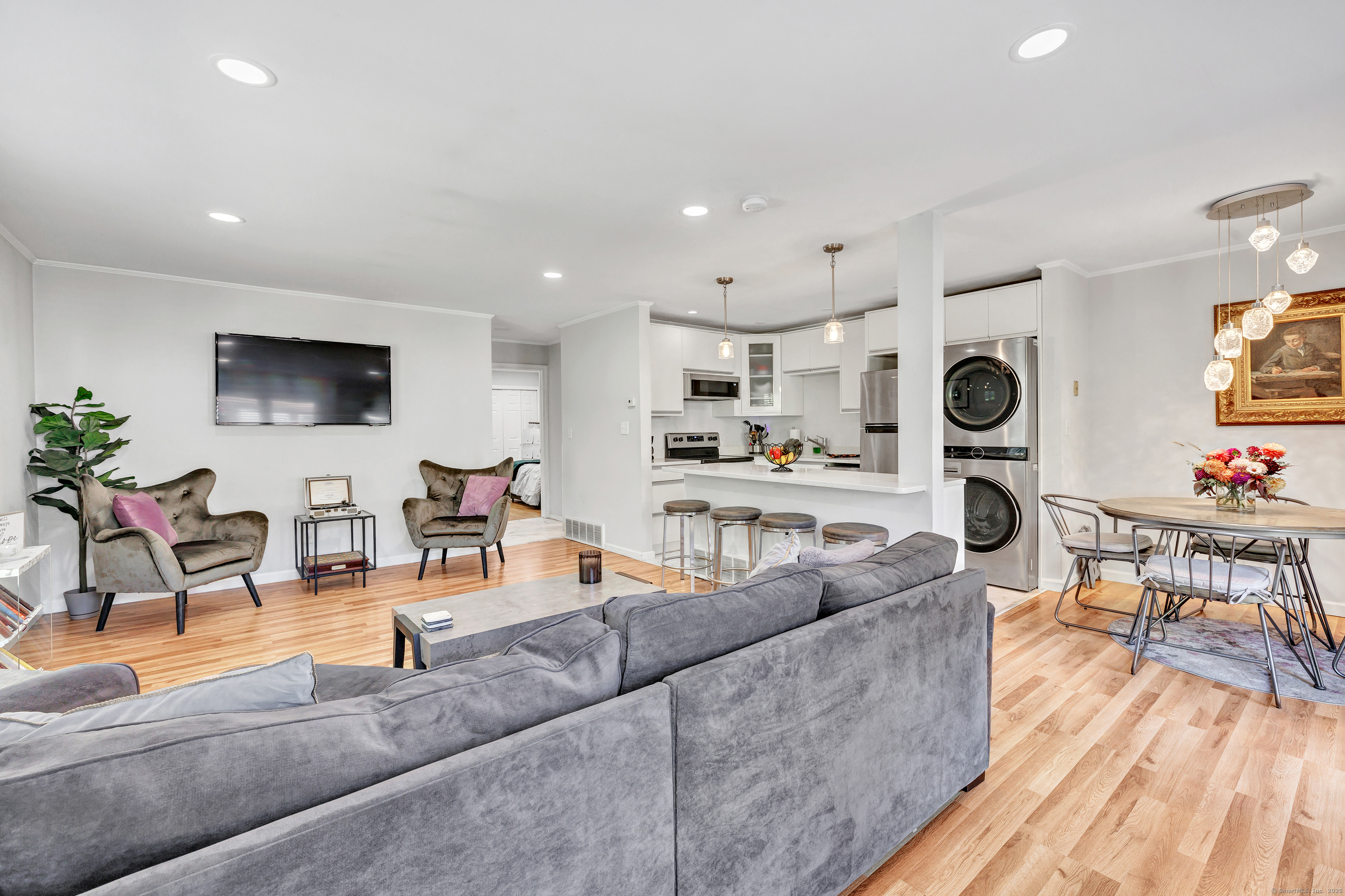 701 Beacon Valley Road APT 27