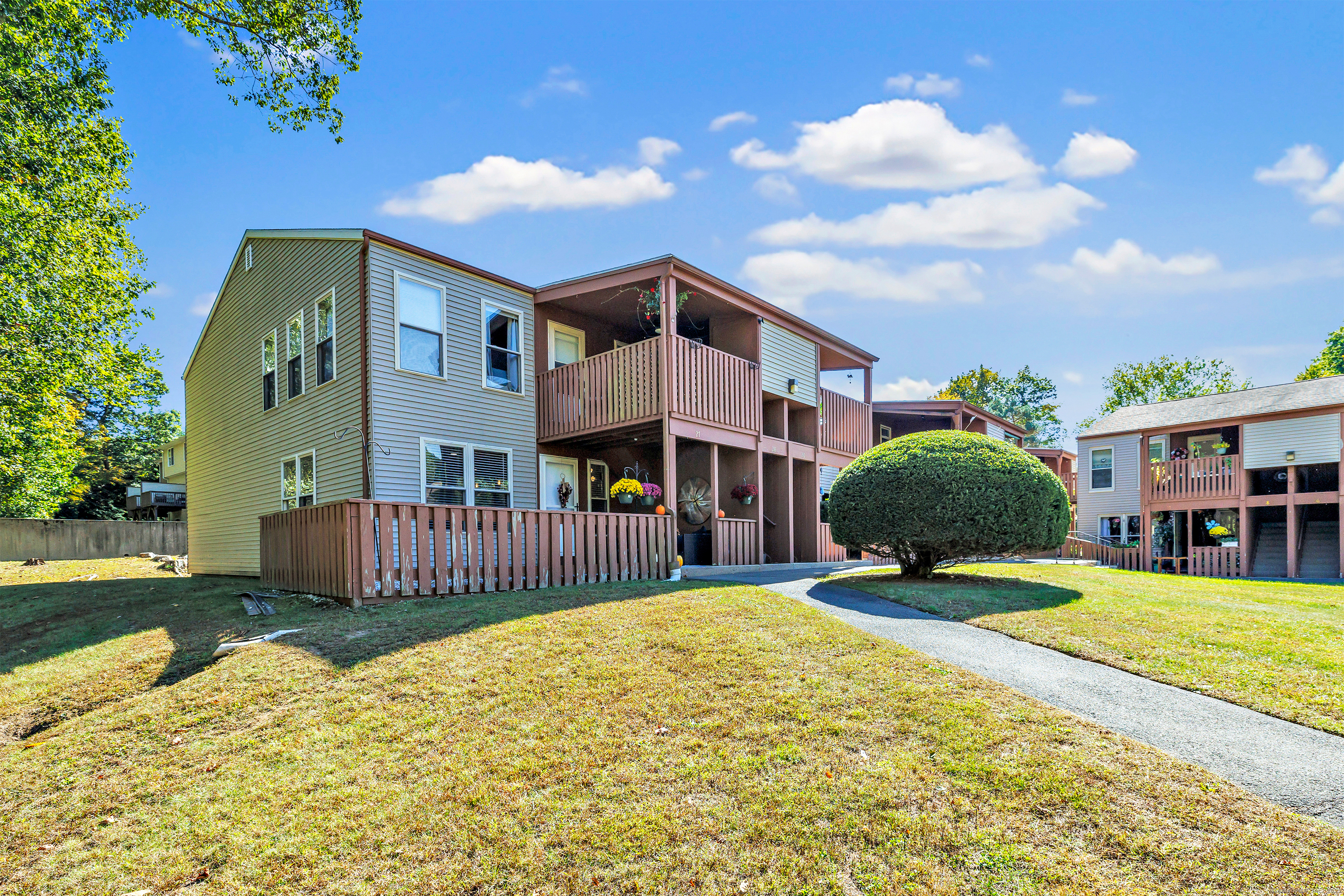 701 Beacon Valley Road APT 27