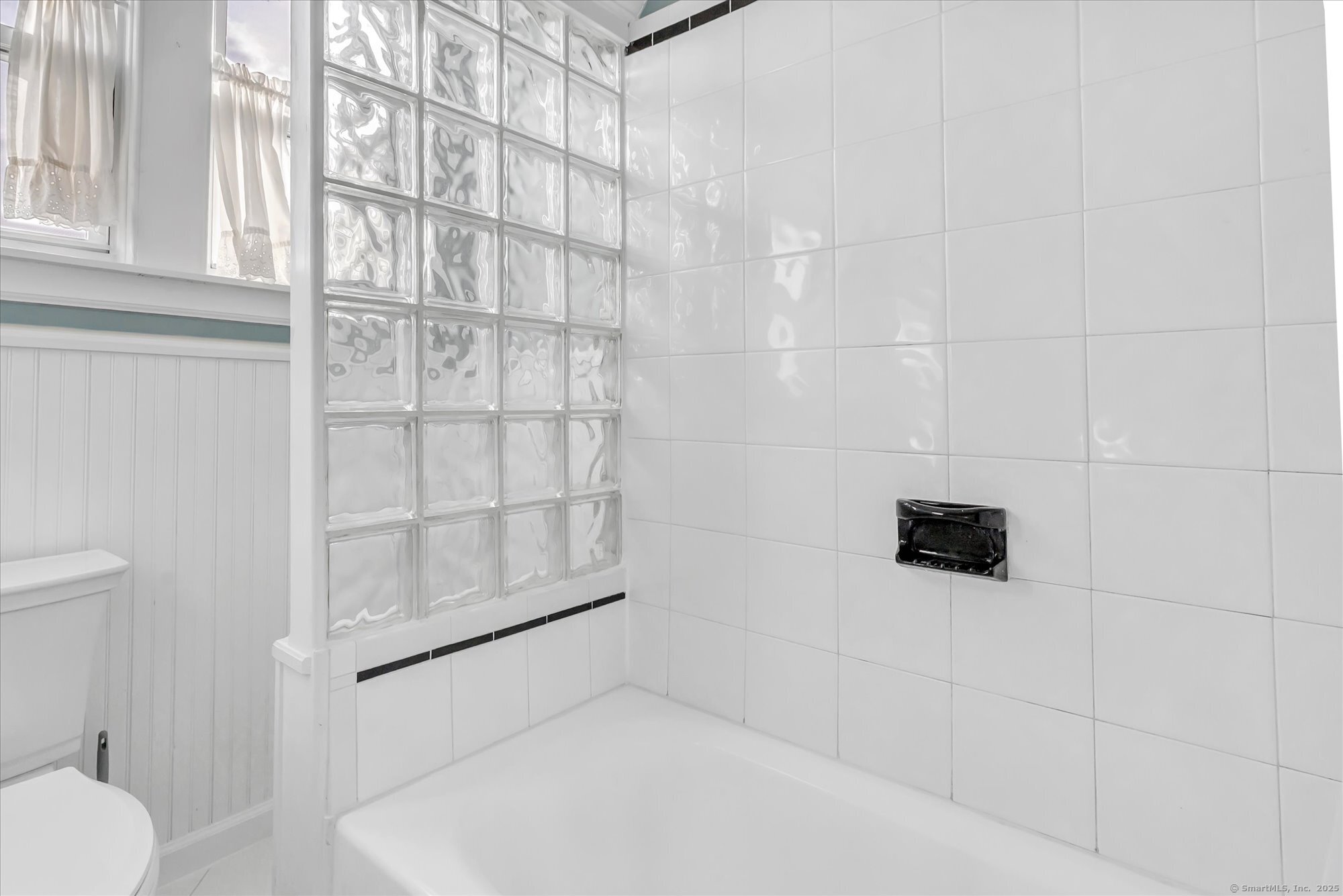 1250 Huntington Road