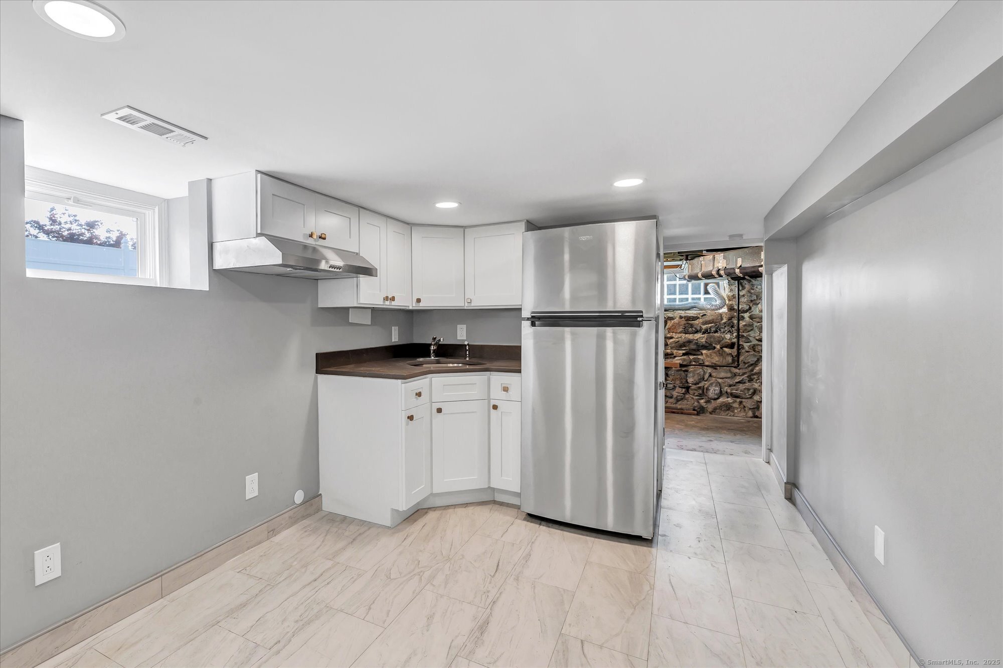 1250 Huntington Road