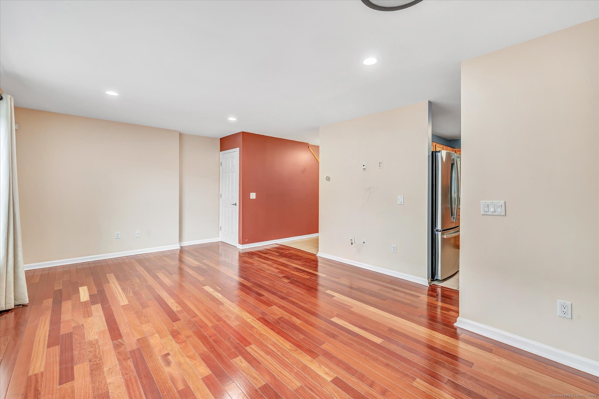 5 Rockland Road APT A8