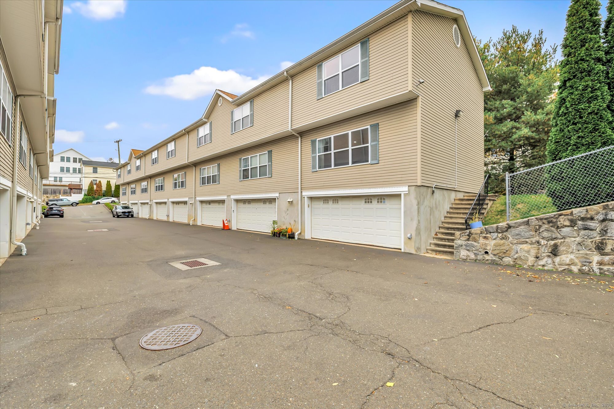 5 Rockland Road APT A8