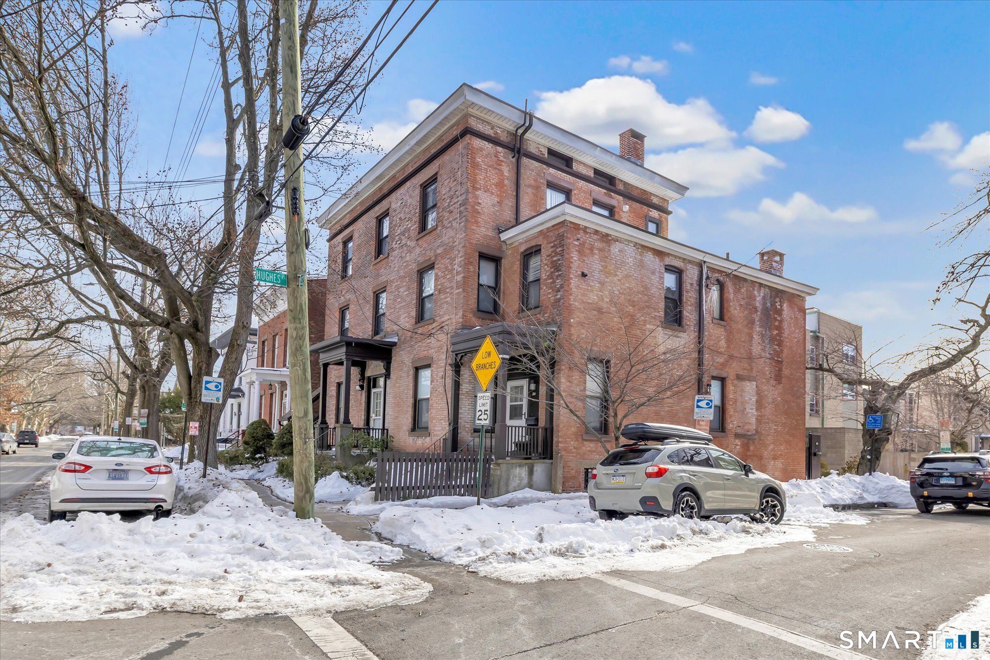 15 Hughes Place 15