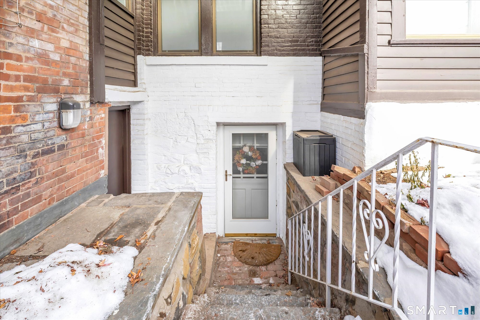 15 Hughes Place 15