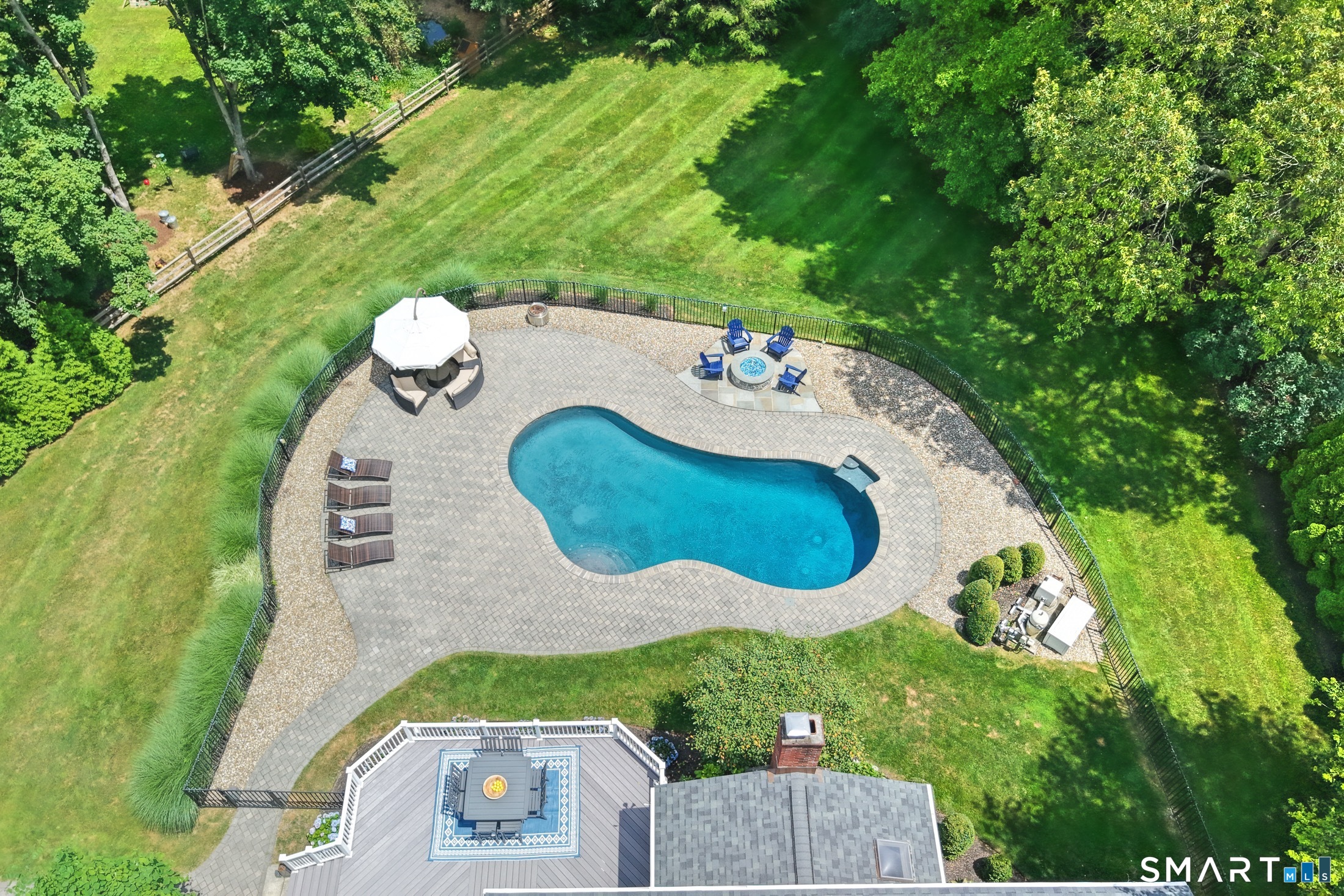 10 Doe Hollow Drive