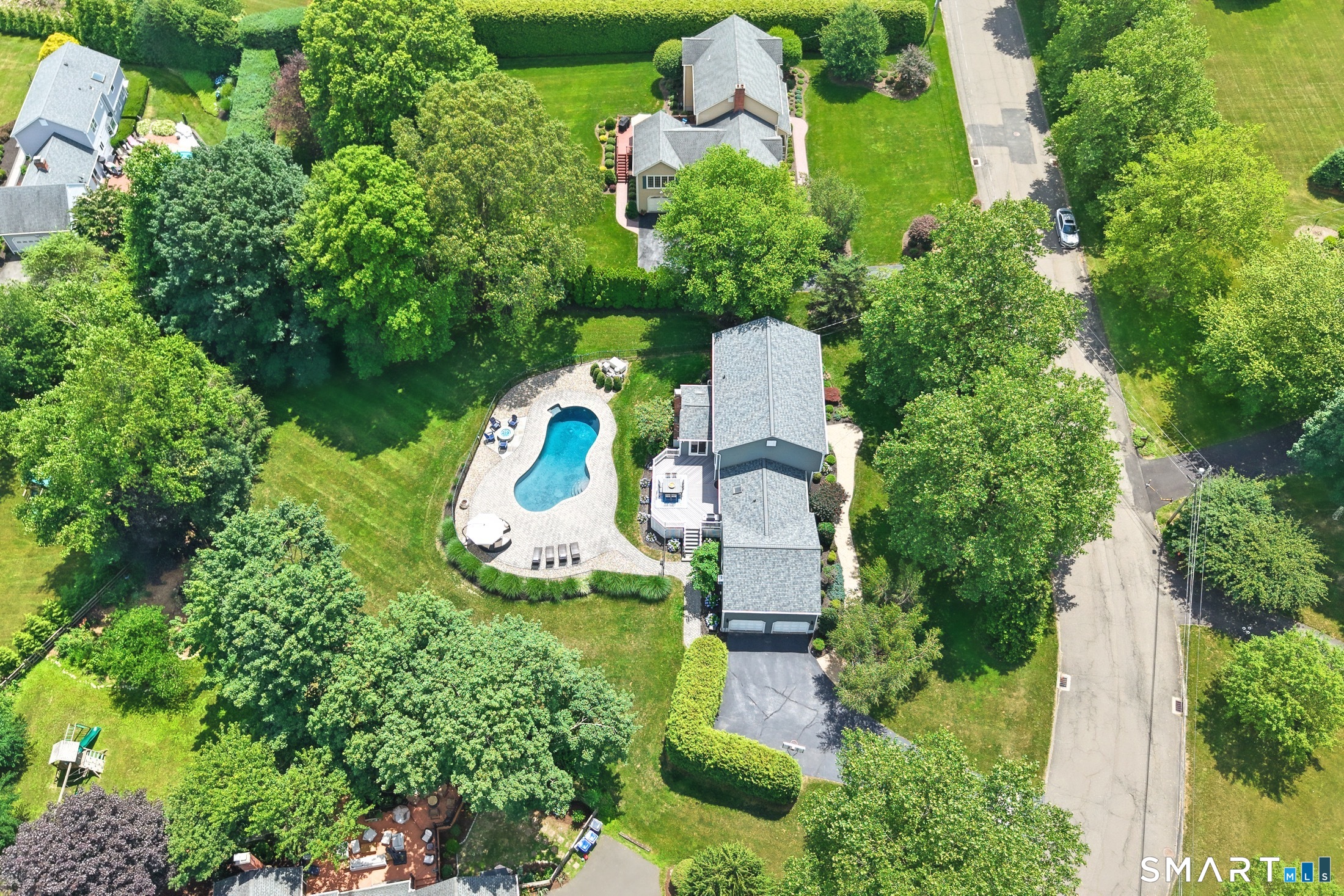 10 Doe Hollow Drive