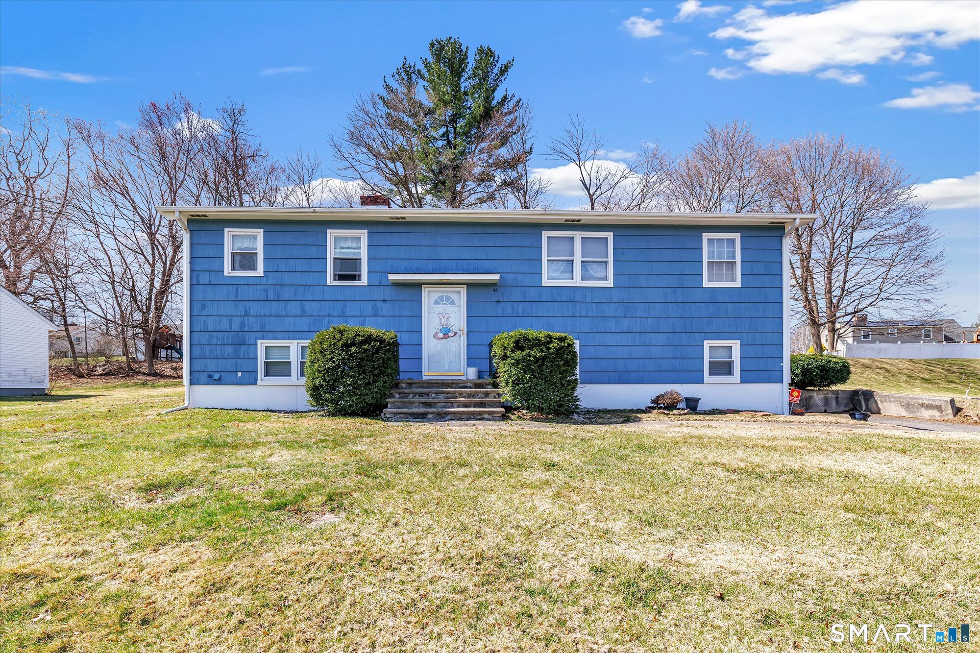 44 Meadowbrook Road