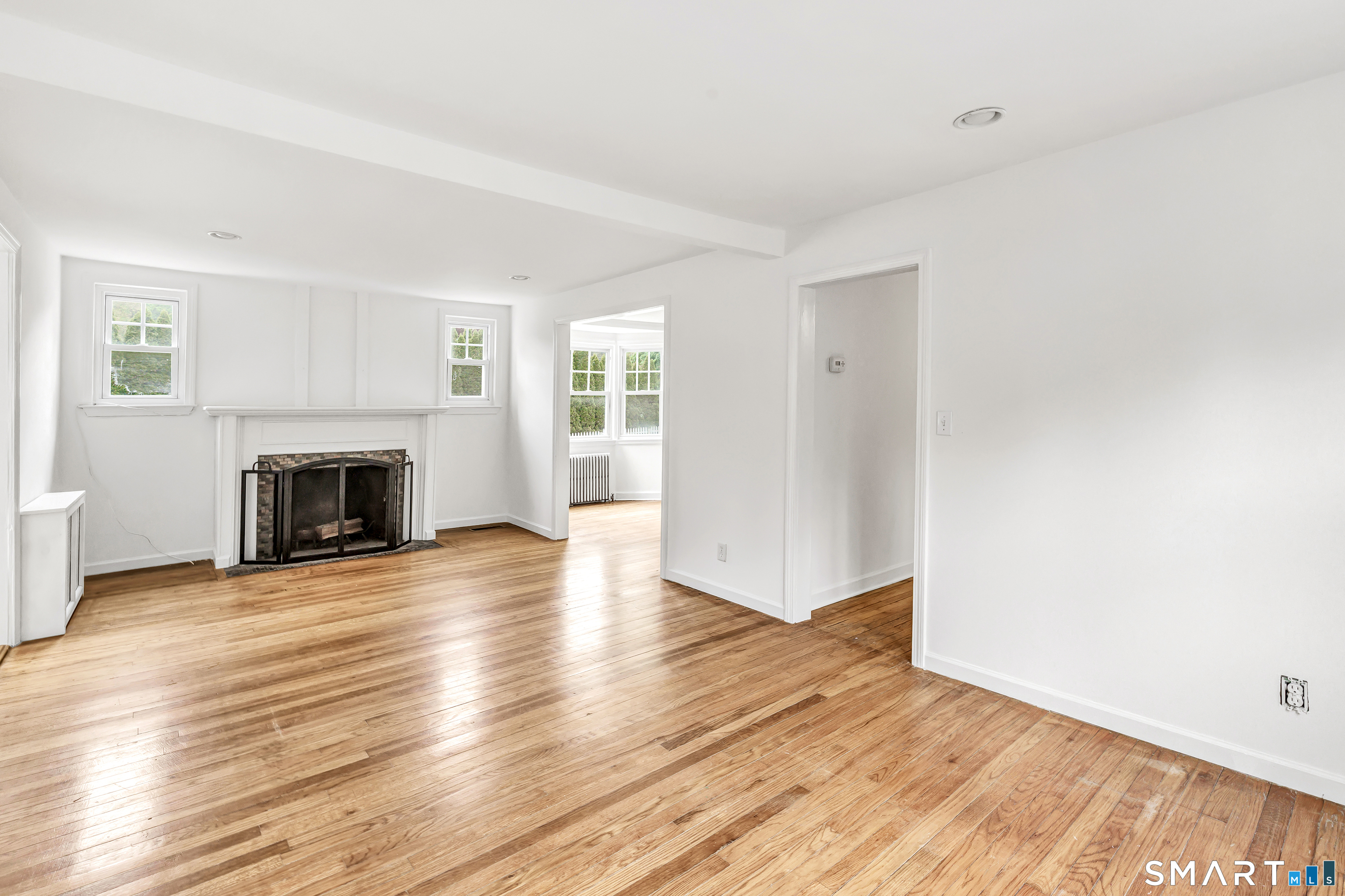 12 Sunset Avenue