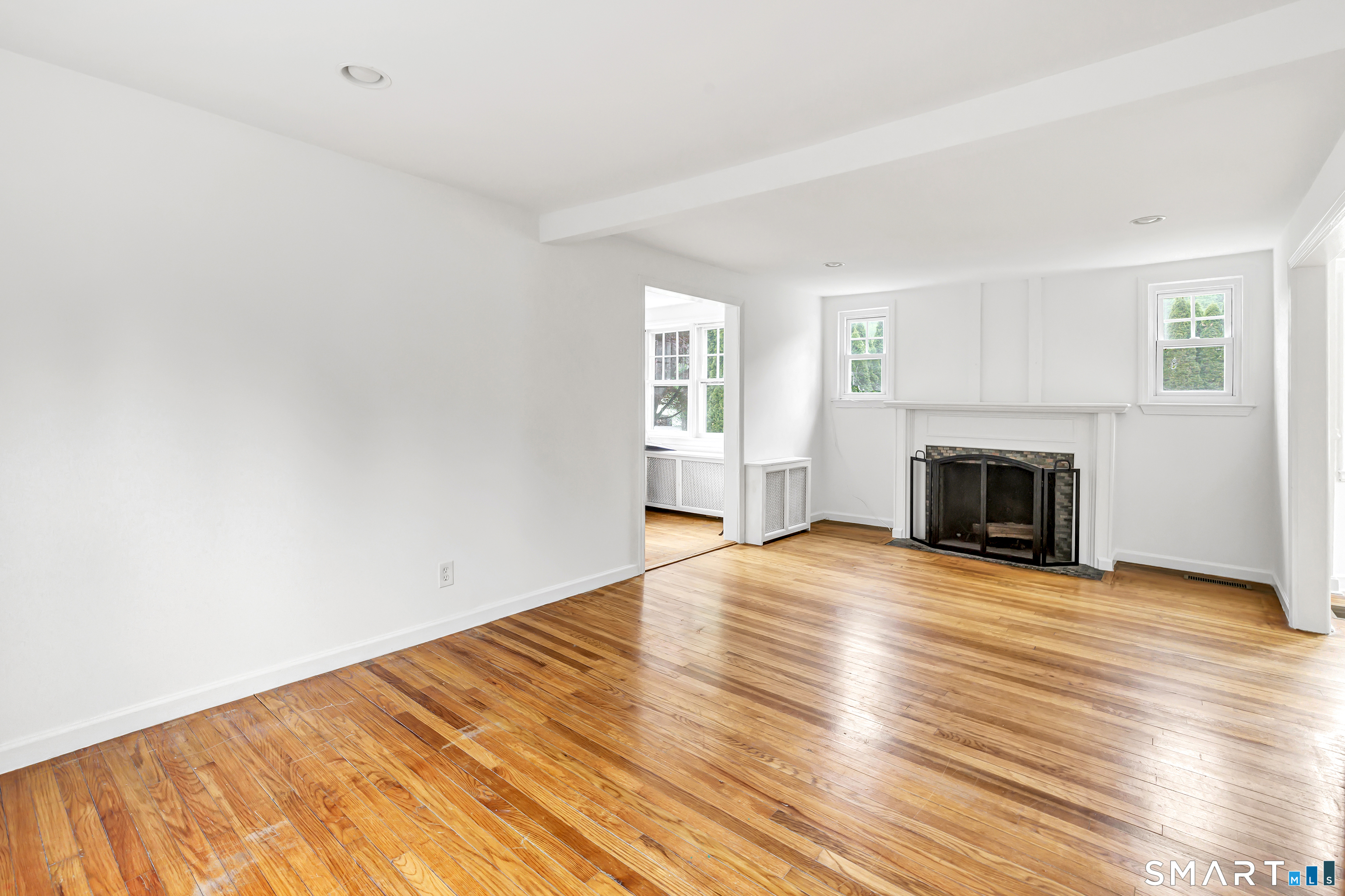 12 Sunset Avenue