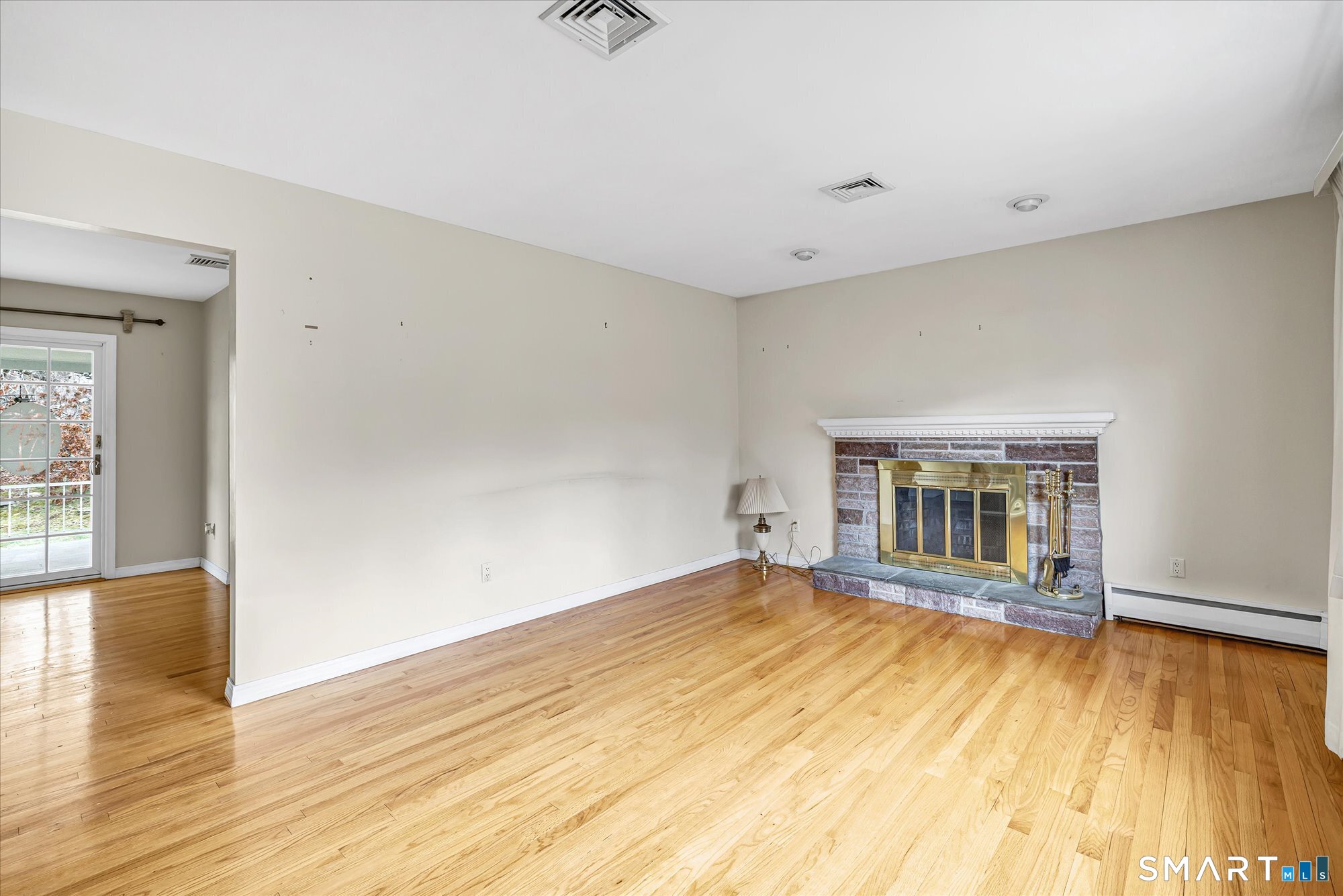 15 Dexter Drive
