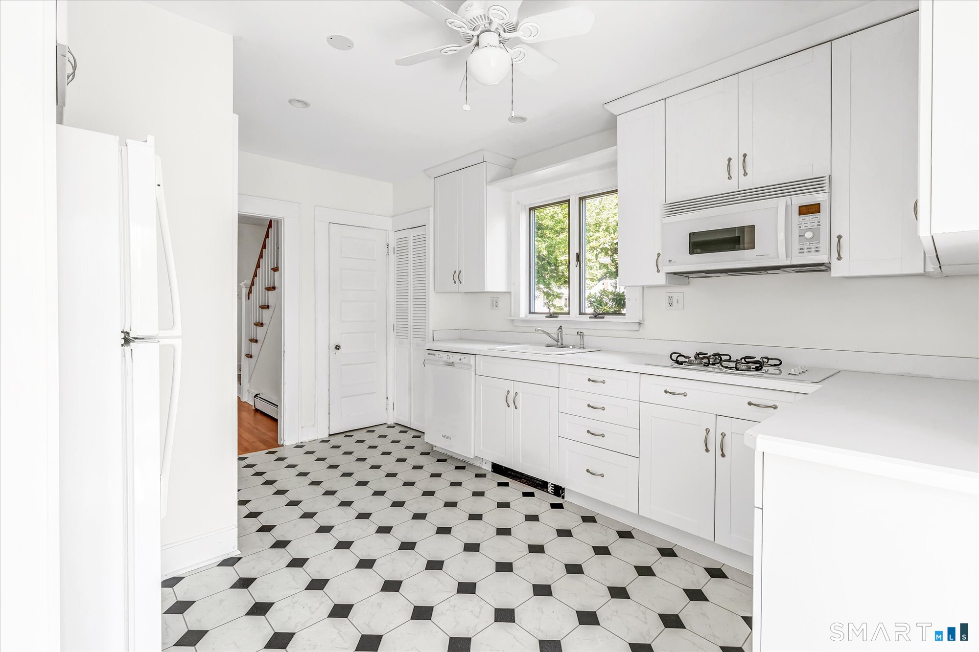 116 Johnson Avenue