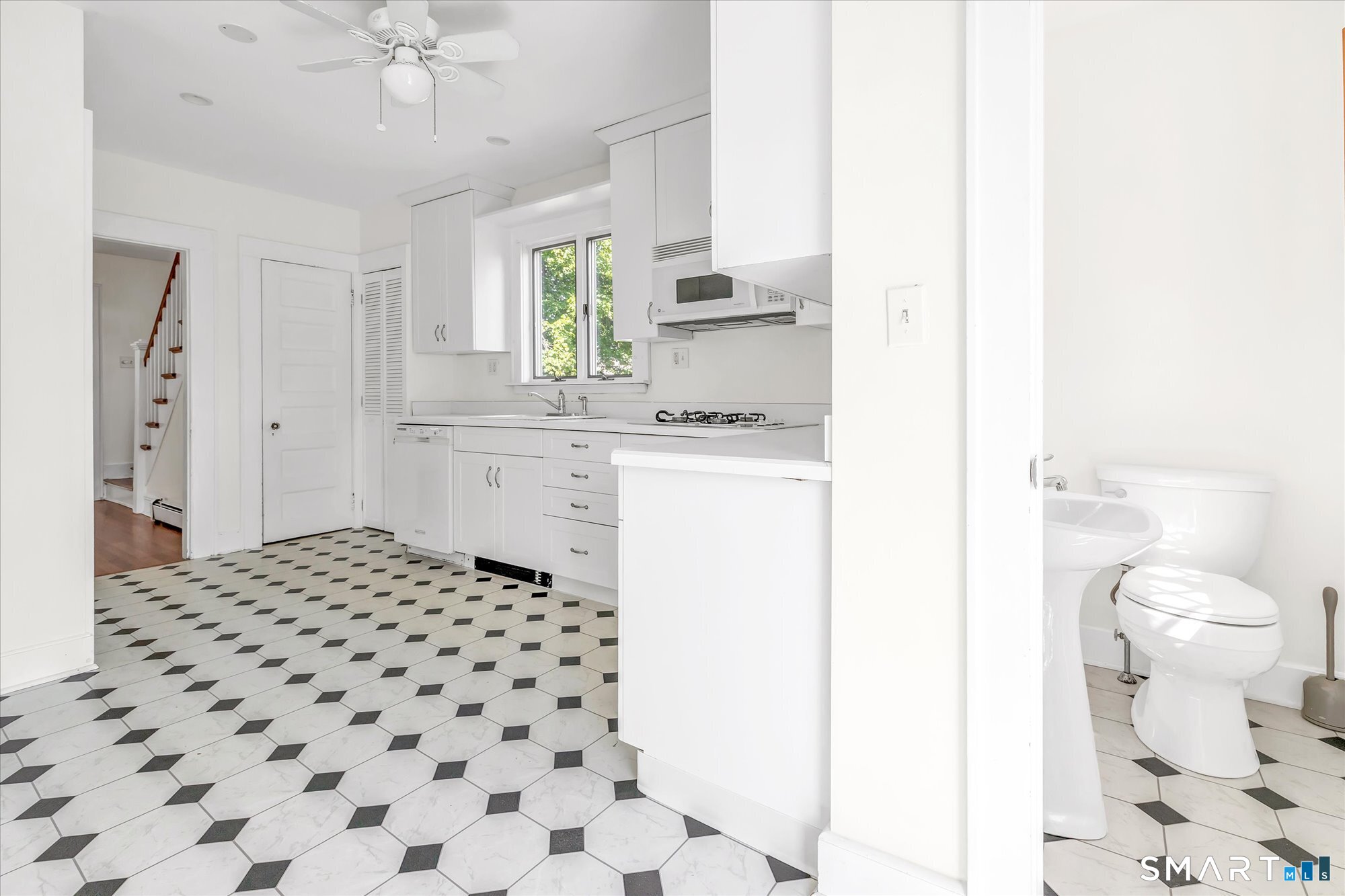 116 Johnson Avenue