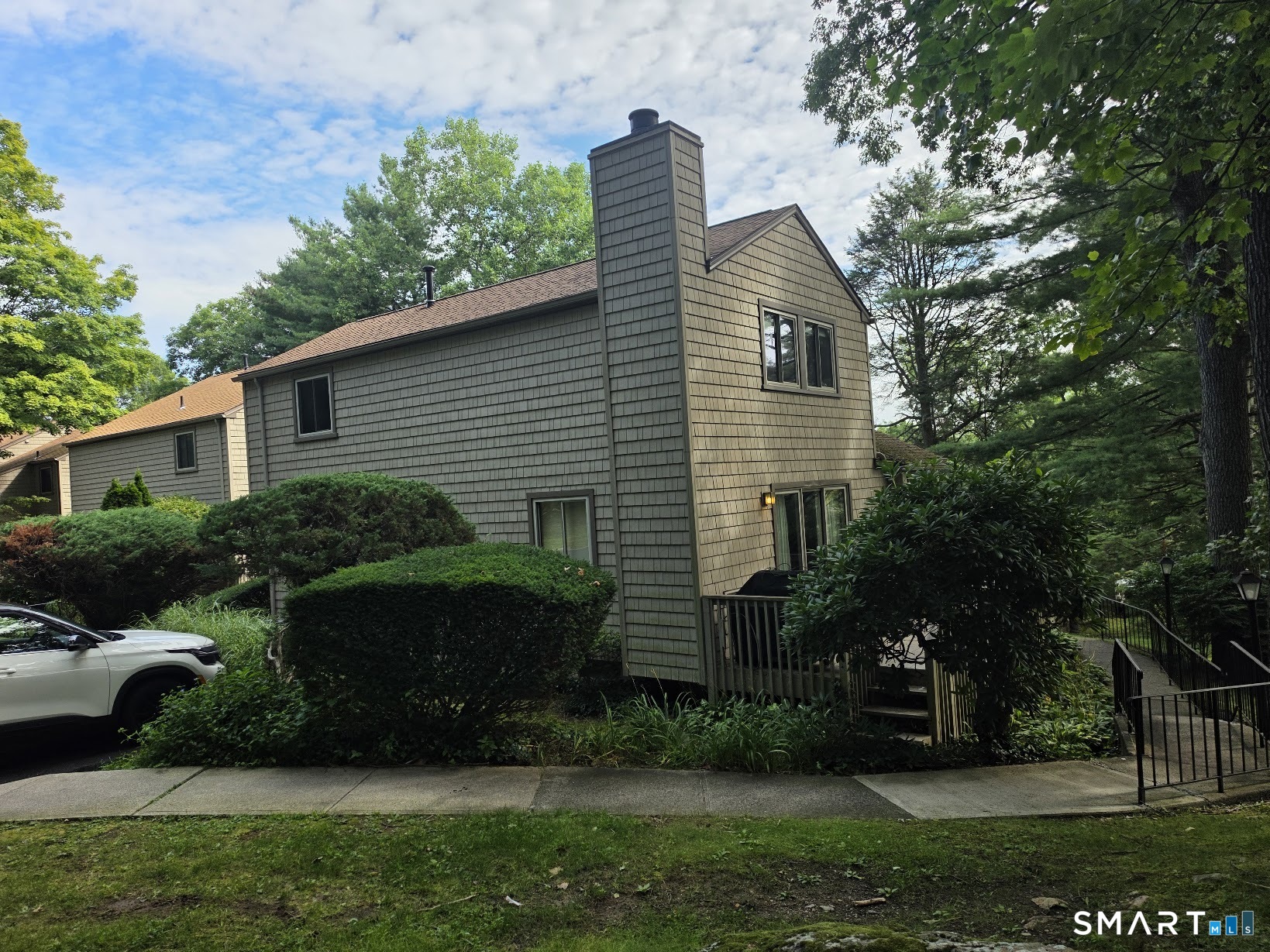 17 Pine Needle Drive Unit: C