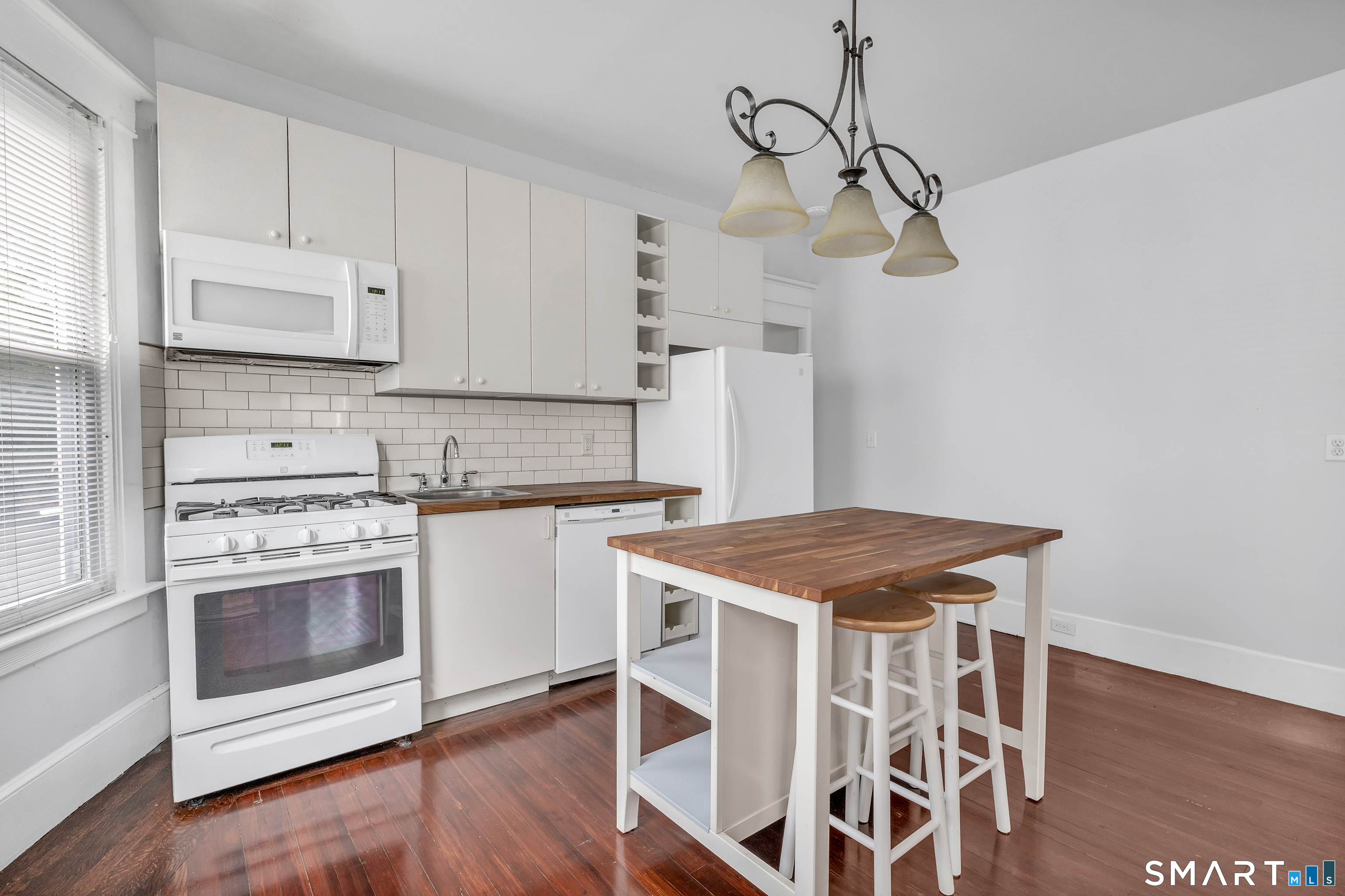 64 Brownell Street Unit: 1A