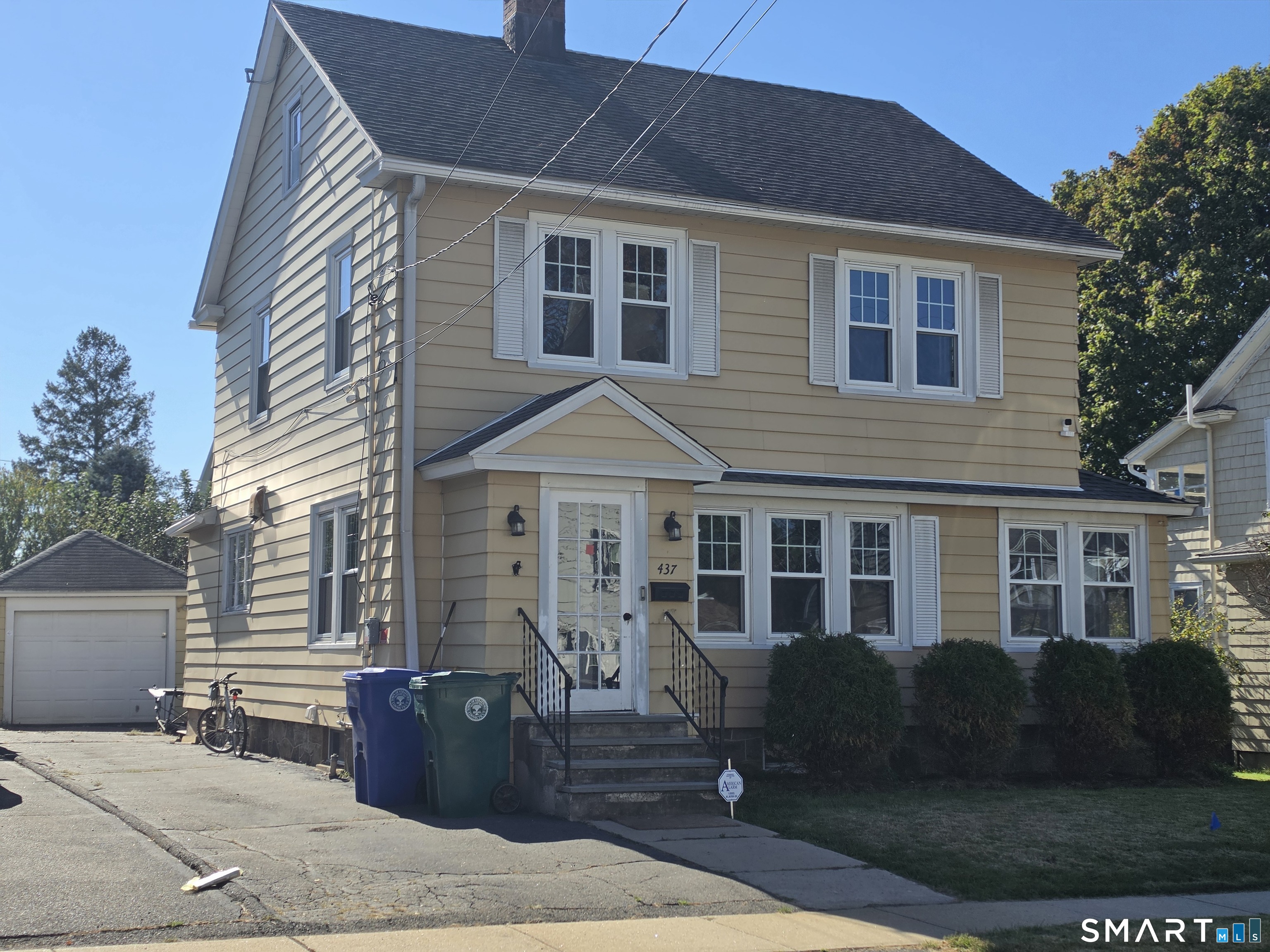 437 Woodstock Avenue