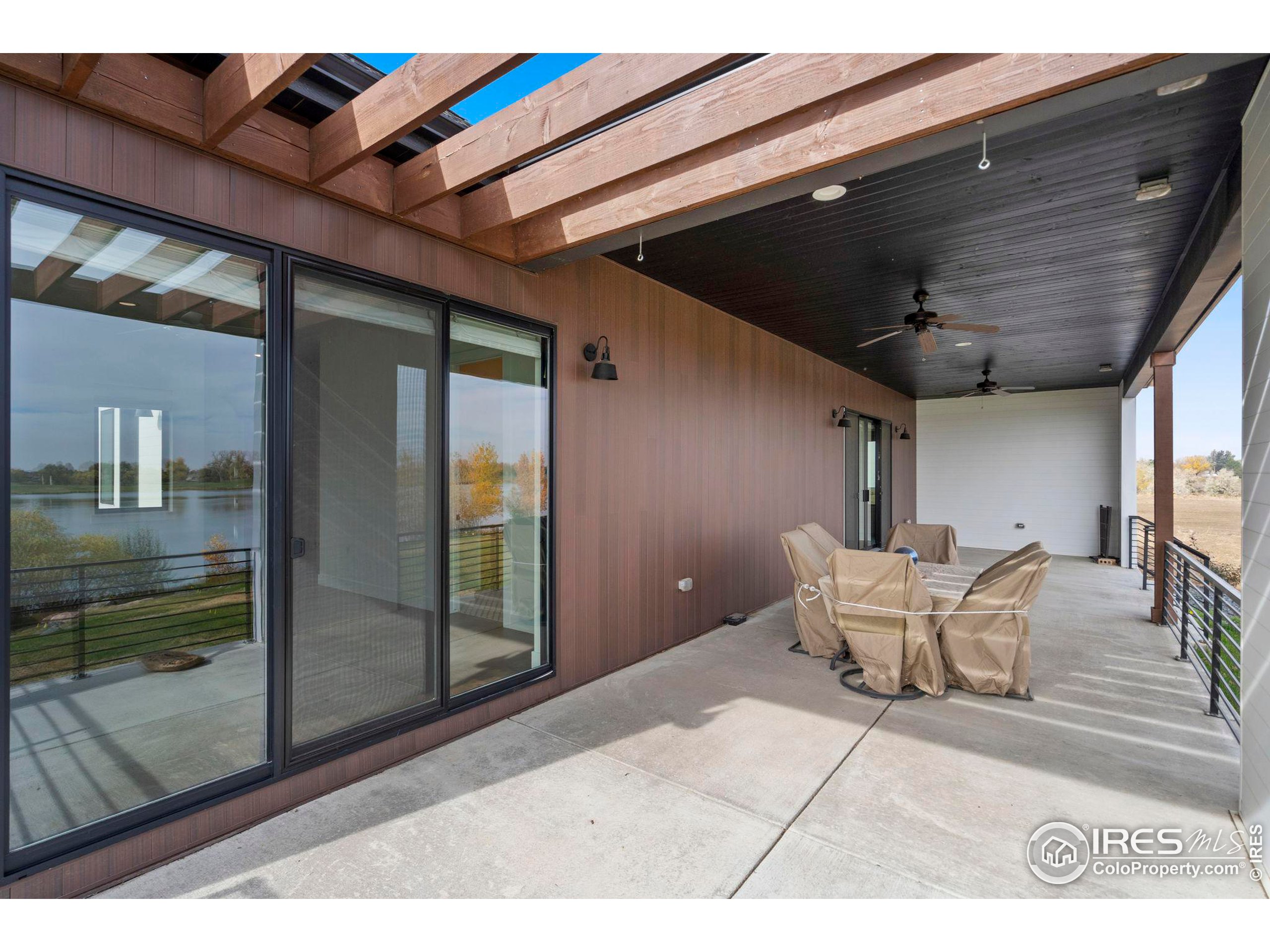 1725 Beachside Dr
