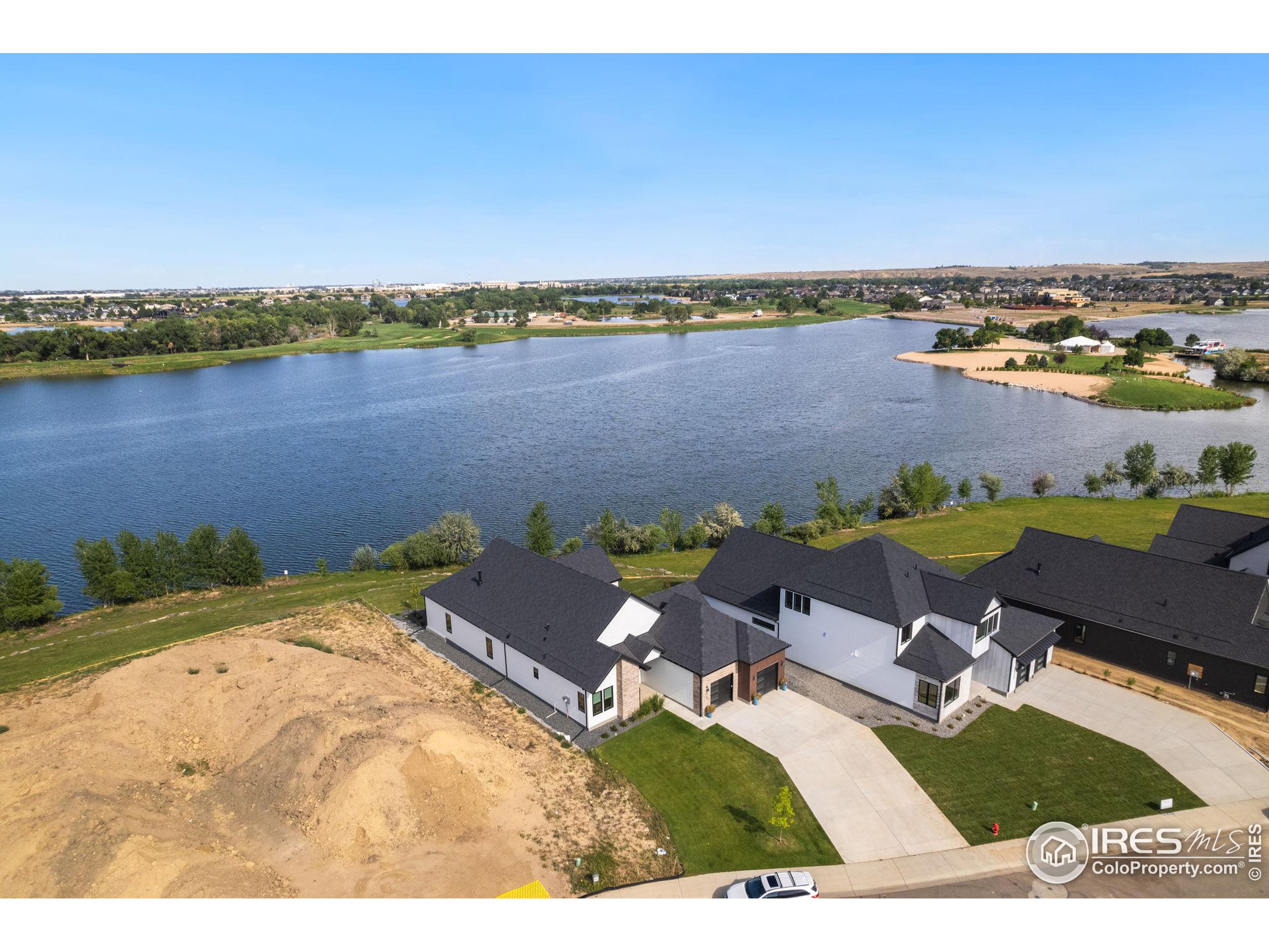 1725 Beachside Dr