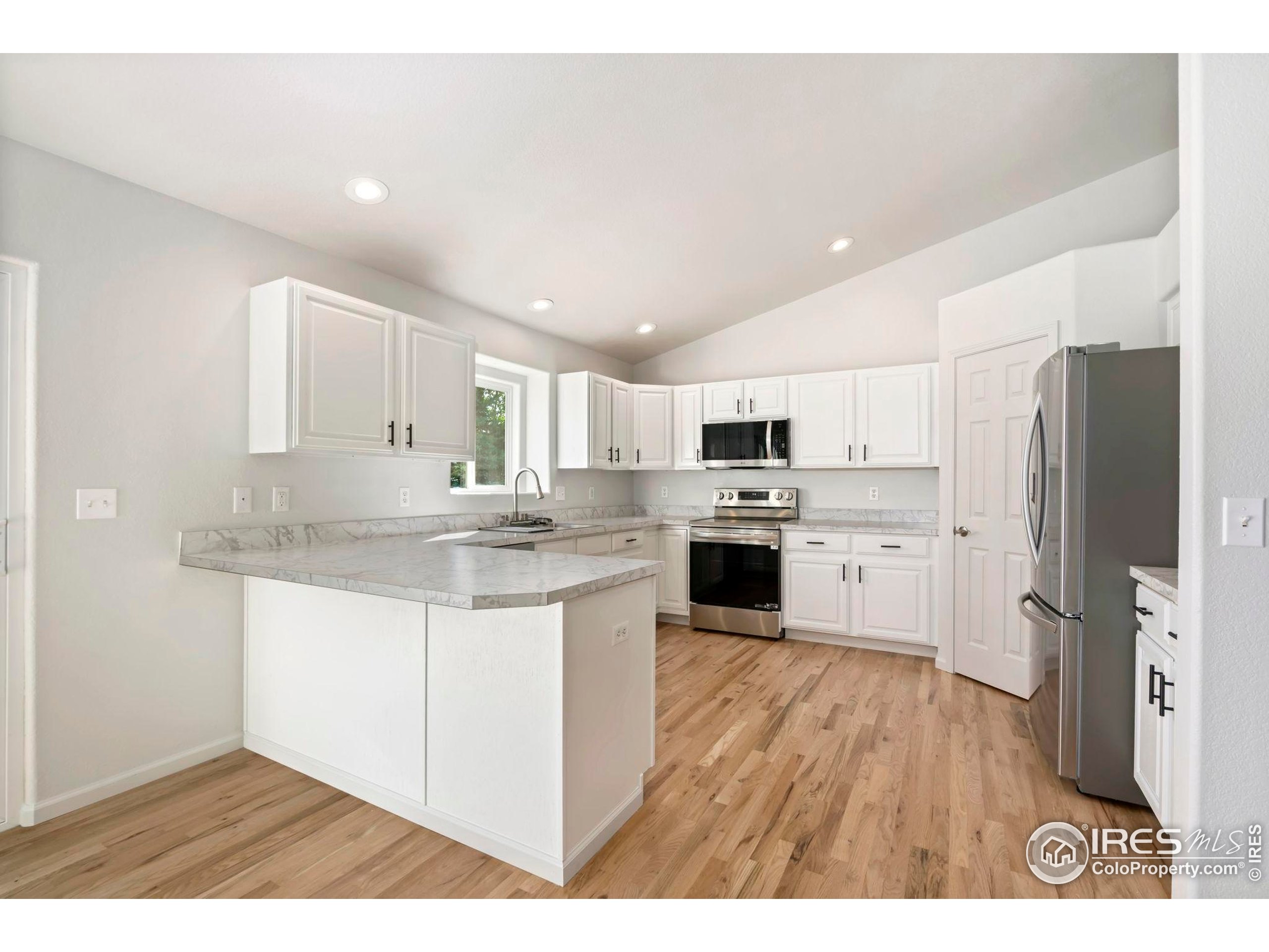 312 Whitney Bay Bay