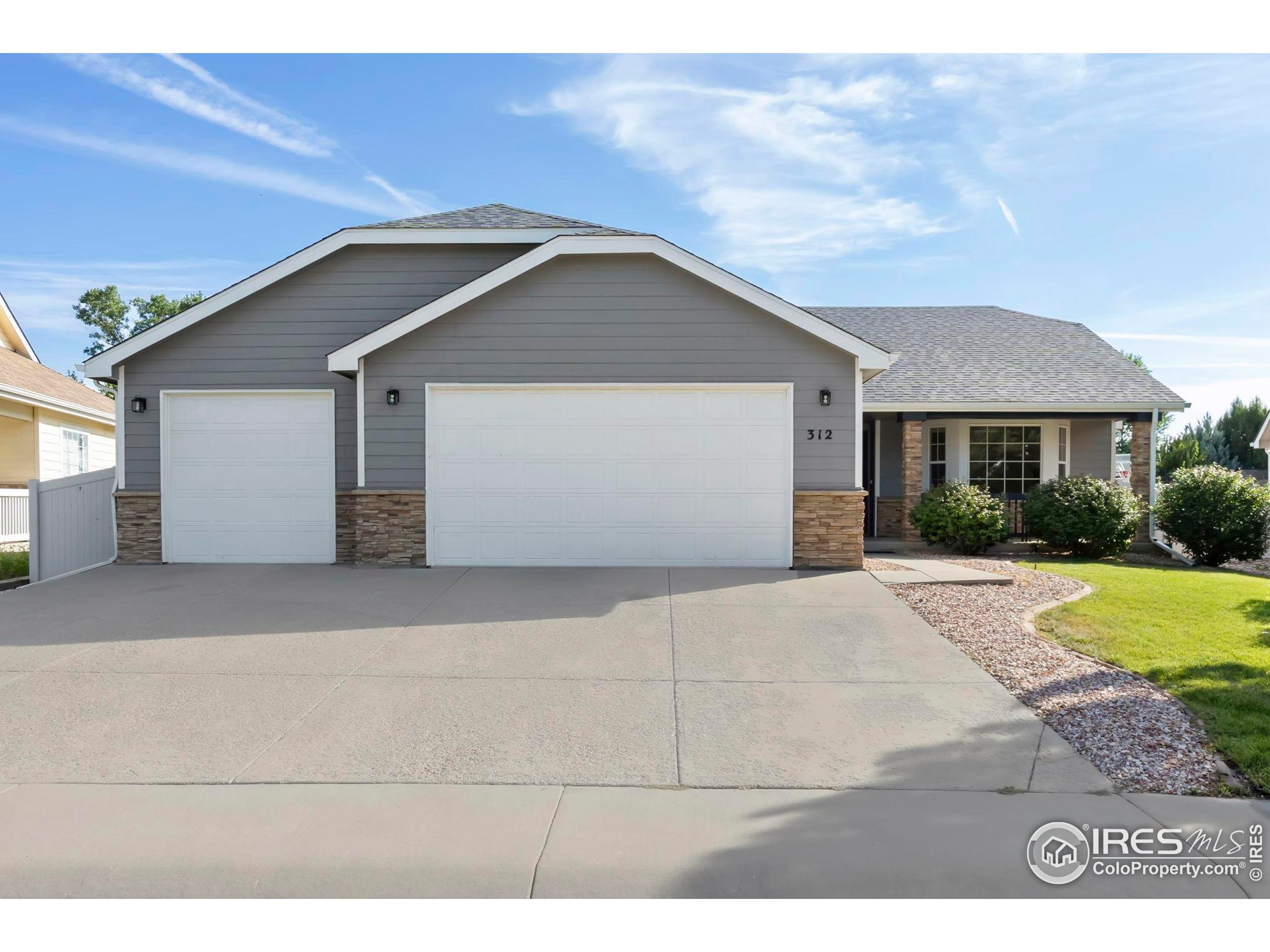 312 Whitney Bay Bay